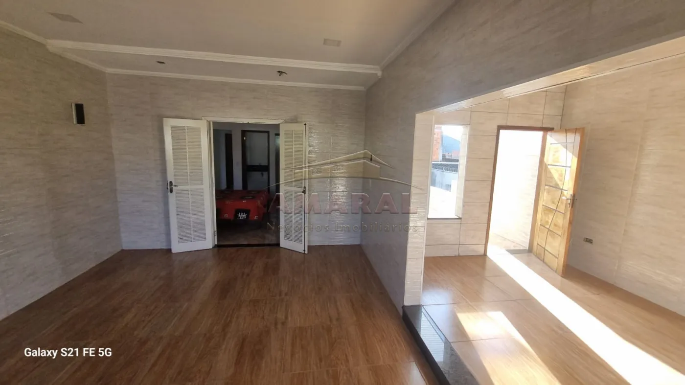 Alugar Casas / Sobrado em Suzano R$ 2.500,00 - Foto 4