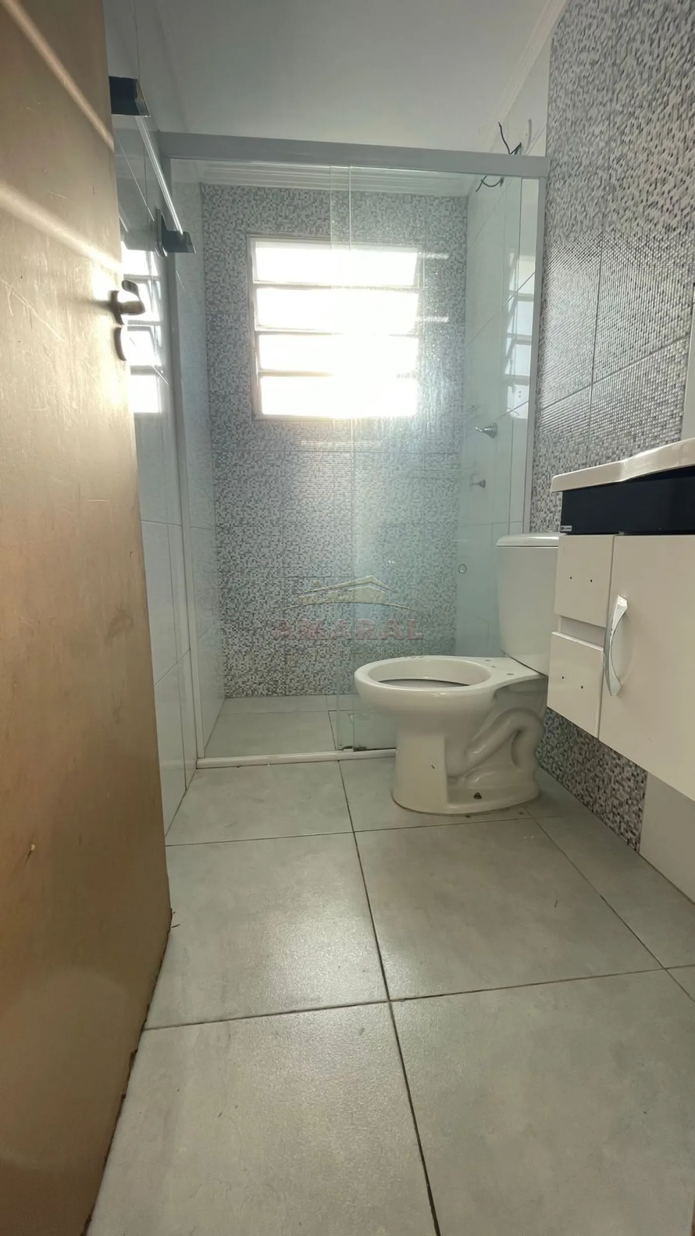 Alugar Apartamentos / Padr&atilde;o em Suzano R$ 850,00 - Foto 10