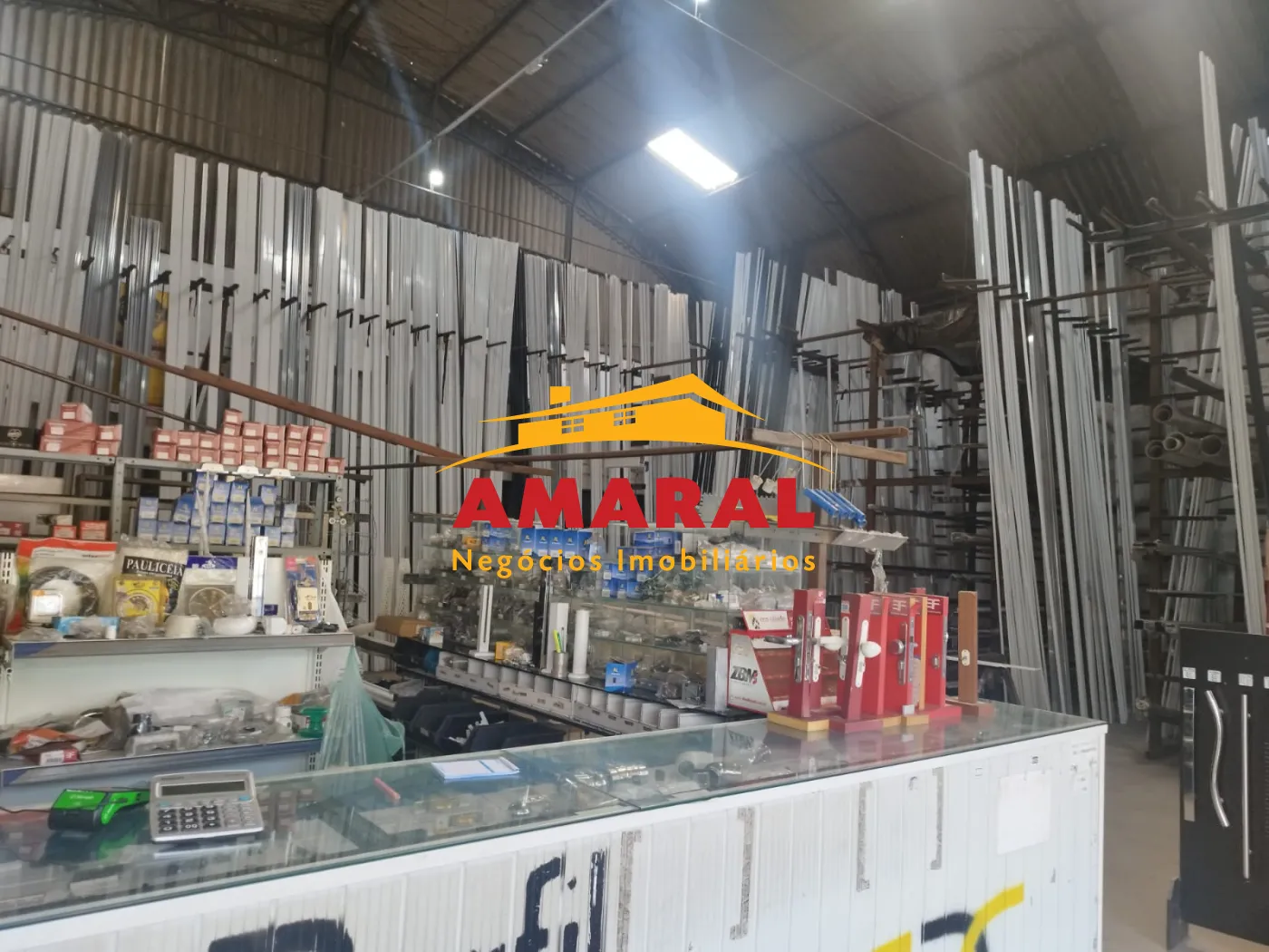 Alugar Comerciais / Galp&atilde;o - Comercial em Po&aacute; R$ 15.000,00 - Foto 5