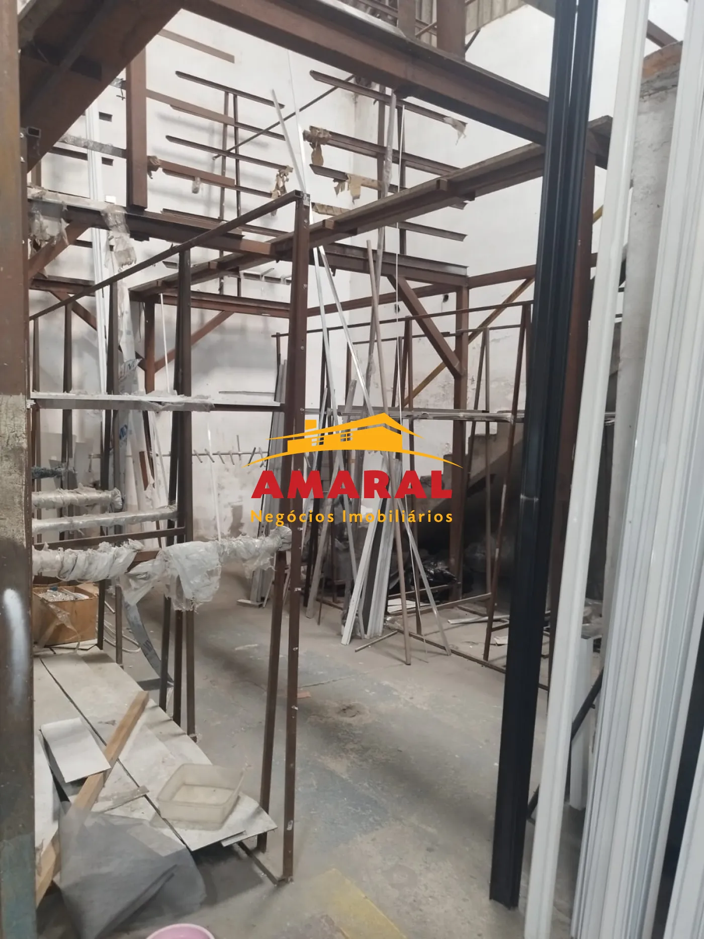 Alugar Comerciais / Galp&atilde;o - Comercial em Po&aacute; R$ 15.000,00 - Foto 10