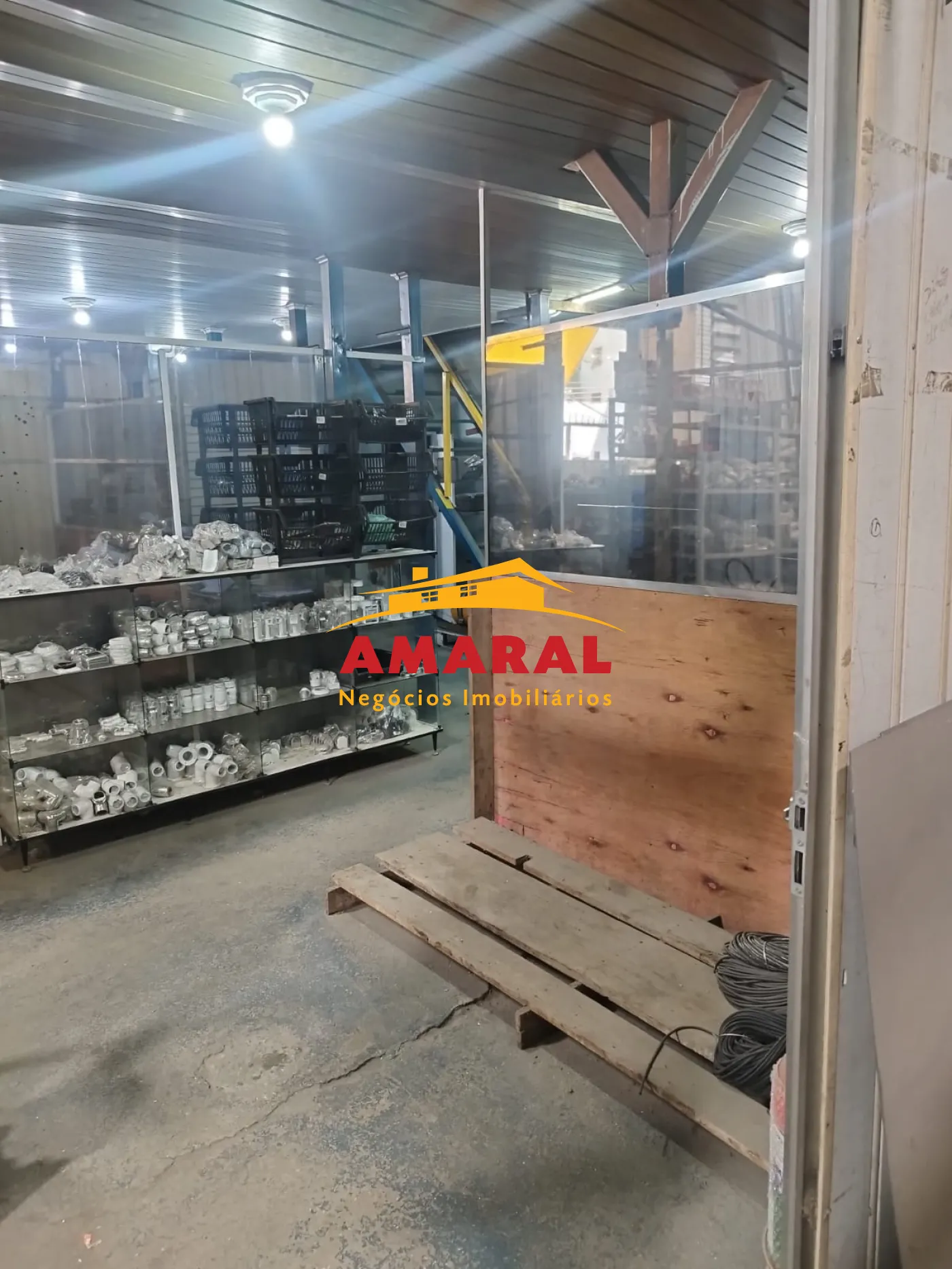 Alugar Comerciais / Galp&atilde;o - Comercial em Po&aacute; R$ 15.000,00 - Foto 13