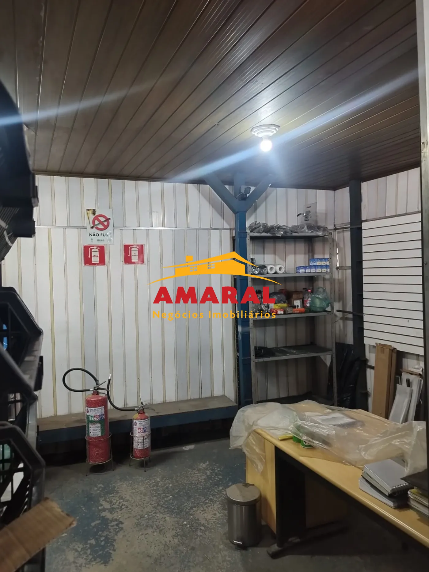 Alugar Comerciais / Galp&atilde;o - Comercial em Po&aacute; R$ 15.000,00 - Foto 15