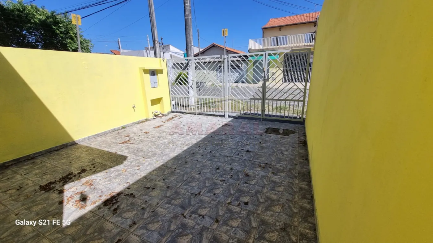 Alugar Casas / T&eacute;rrea em Suzano R$ 1.600,00 - Foto 3