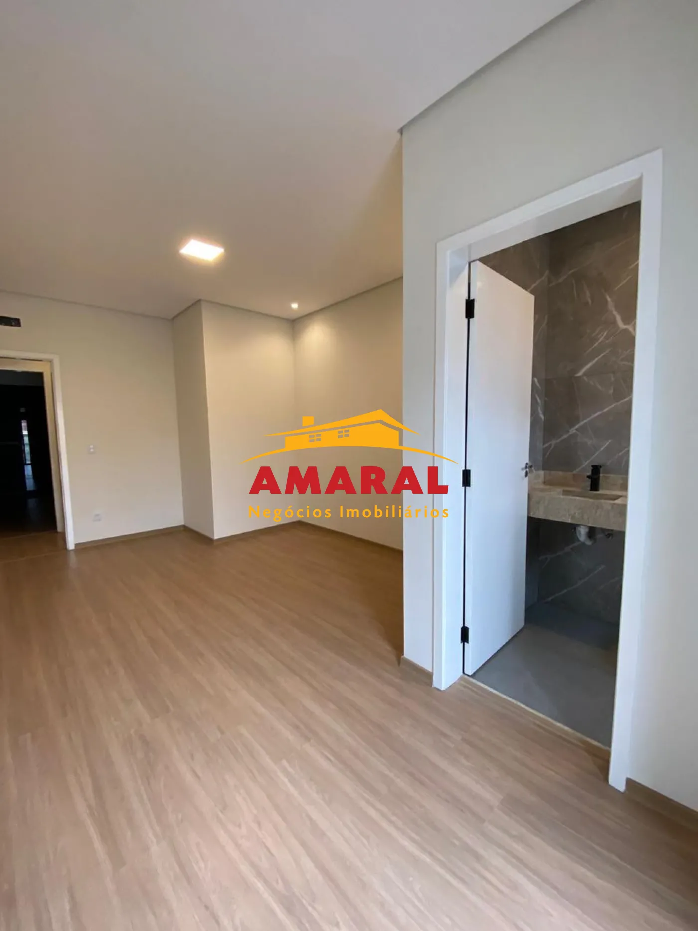 Comprar Casas / Sobrado em Mogi das Cruzes R$ 550.000,00 - Foto 4