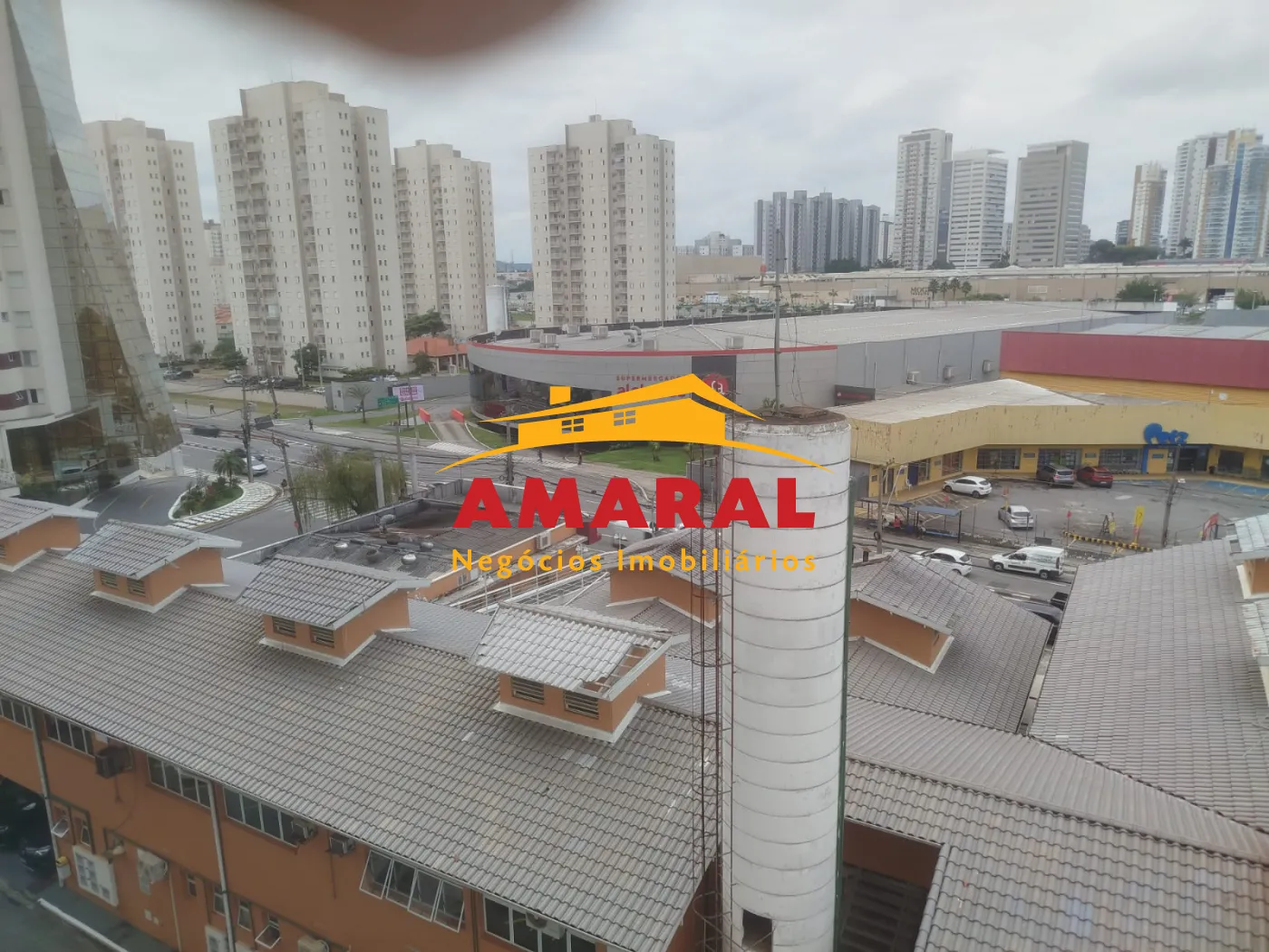 Alugar Apartamentos / Padr&atilde;o em Mogi das Cruzes R$ 2.700,00 - Foto 2