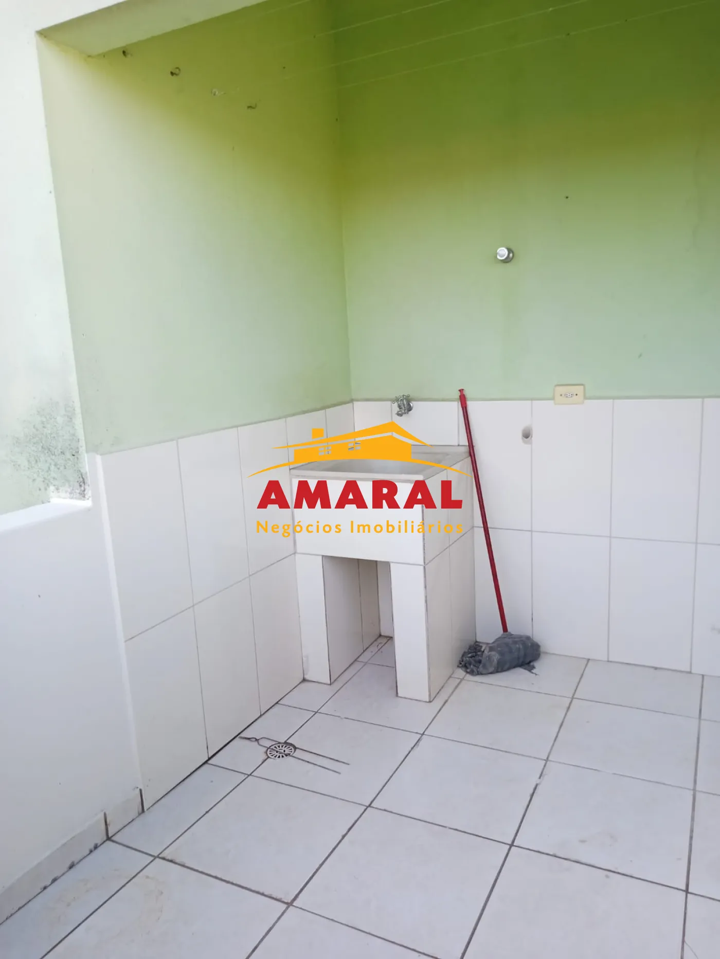 Comprar Casas / Sobrado em Suzano R$ 350.000,00 - Foto 6