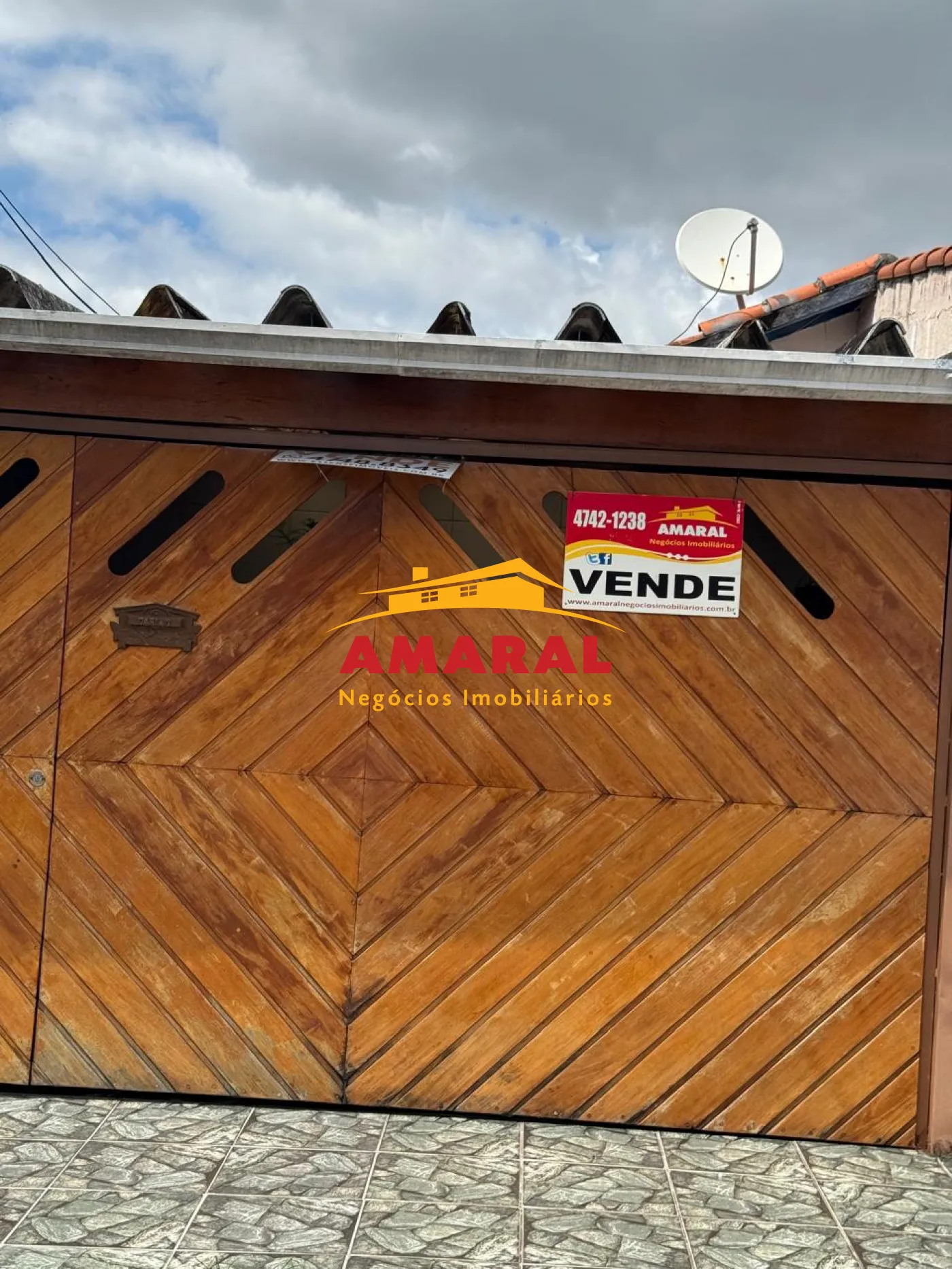 Comprar Casas / T&eacute;rrea em Po&aacute; R$ 300.000,00 - Foto 1