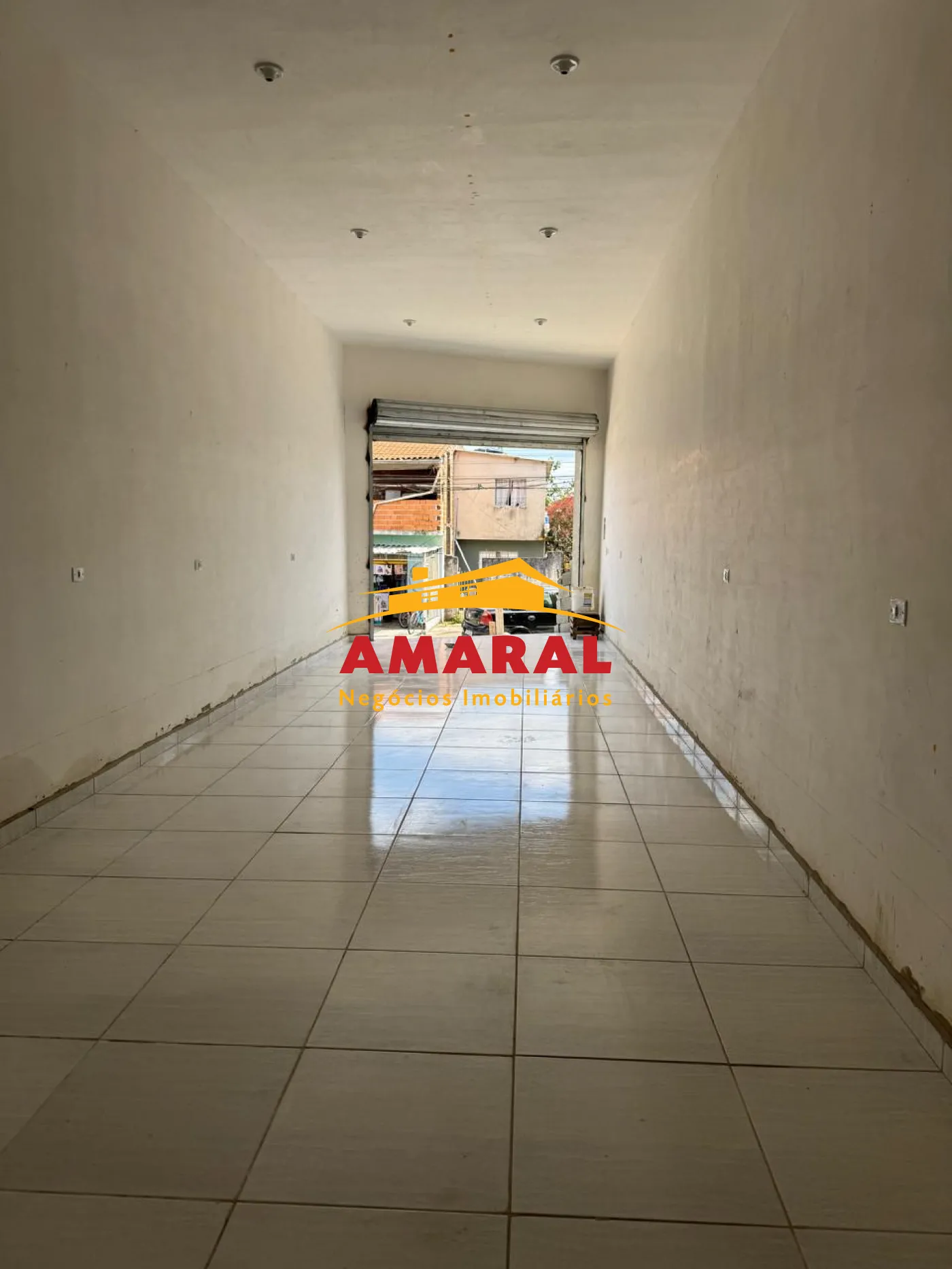 Alugar Sal&otilde;es / Sal&atilde;o em Suzano R$ 3.700,00 - Foto 2