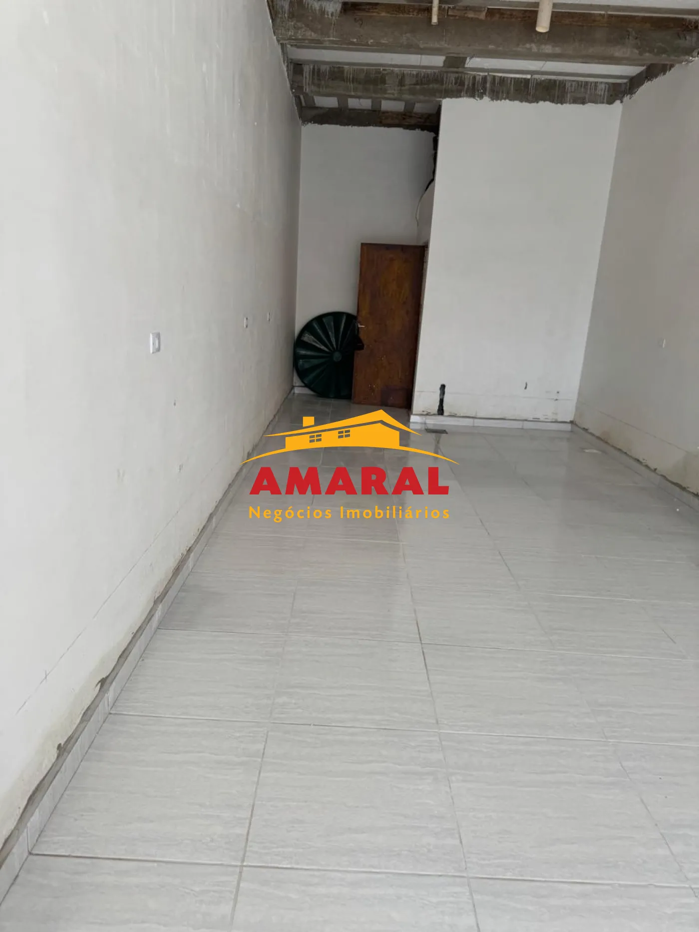 Alugar Sal&otilde;es / Sal&atilde;o em Suzano R$ 3.700,00 - Foto 4