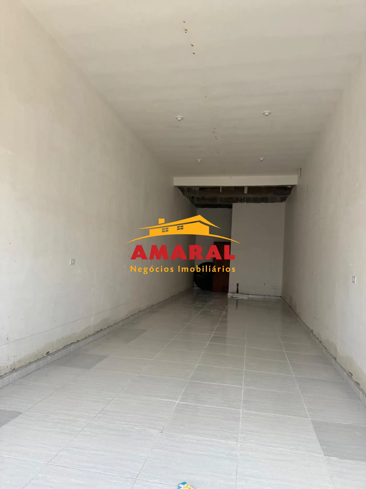 Alugar Sal&otilde;es / Sal&atilde;o em Suzano R$ 3.500,00 - Foto 2