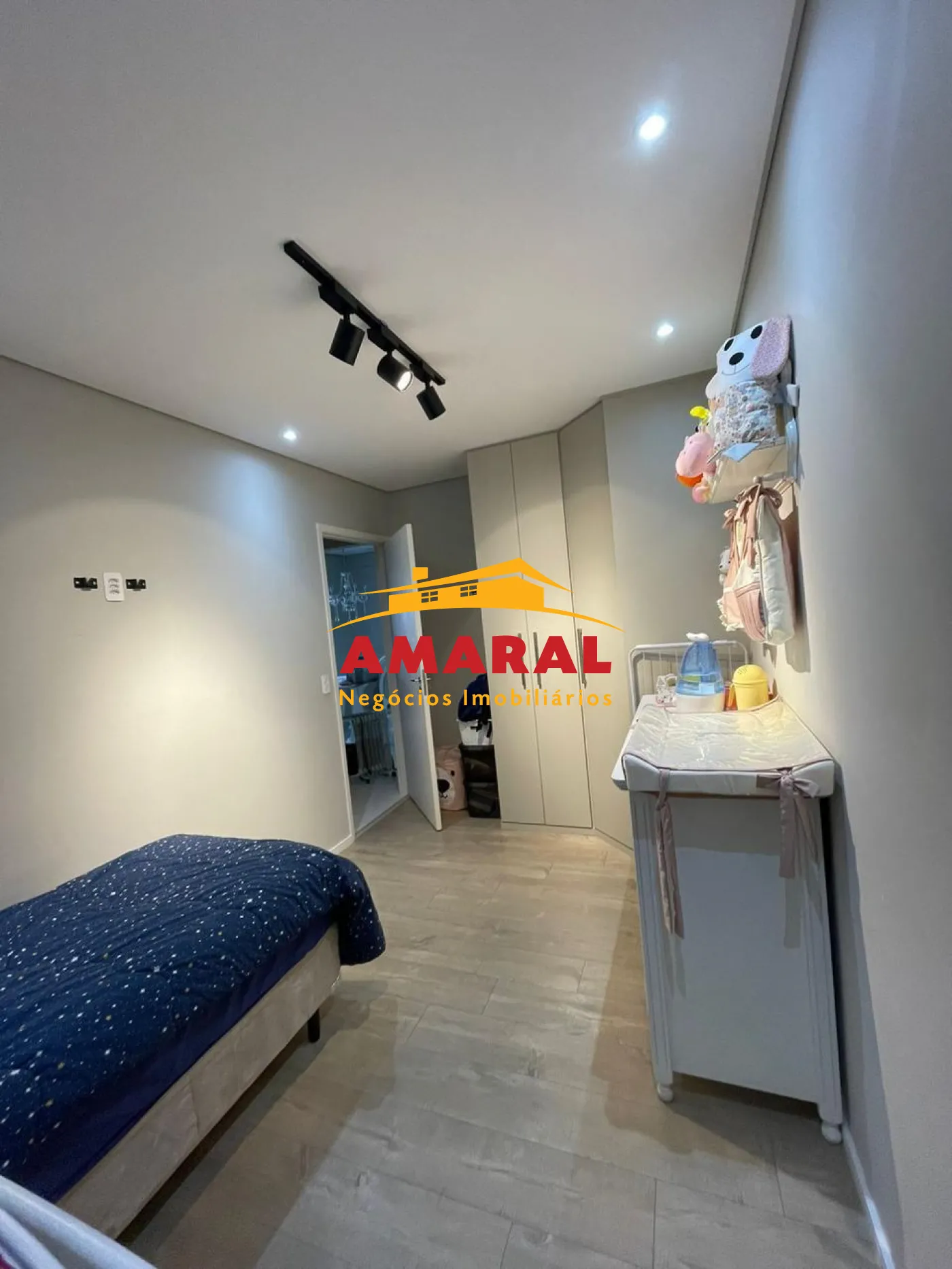 Comprar Apartamentos / Padr&atilde;o em Po&aacute; R$ 390.000,00 - Foto 9