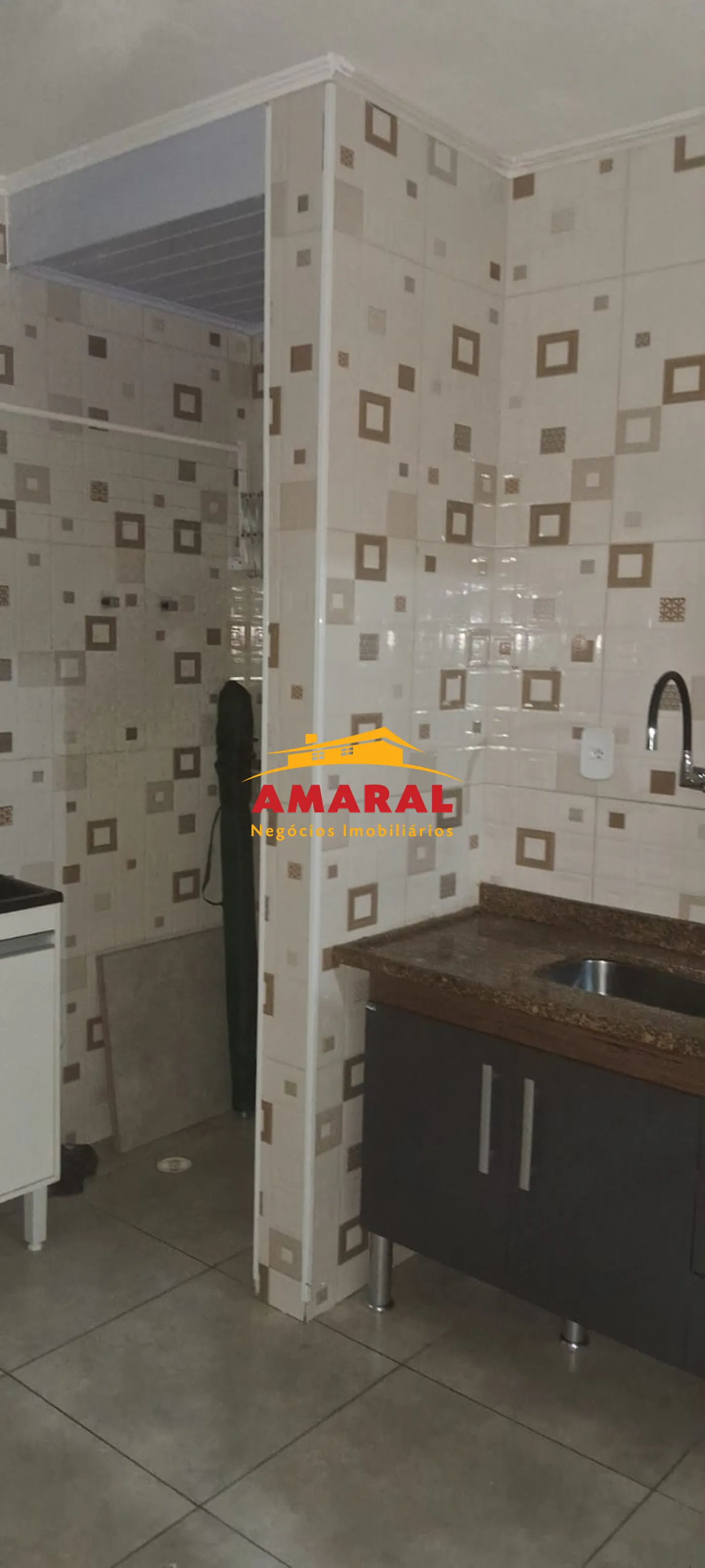 Alugar Apartamentos / Padr&atilde;o em Suzano R$ 1.000,00 - Foto 4