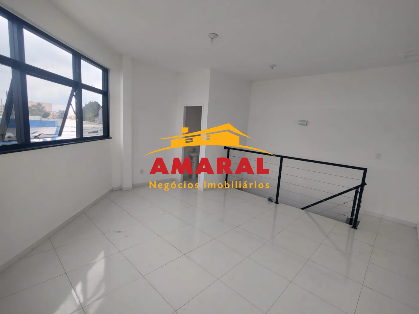 Alugar Sal&otilde;es / Sal&atilde;o em Suzano R$ 3.500,00 - Foto 2