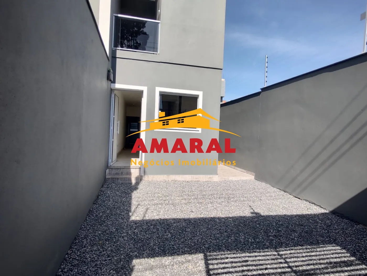 Comprar Casas / Sobrado em Itaquaquecetuba R$ 370.000,00 - Foto 2