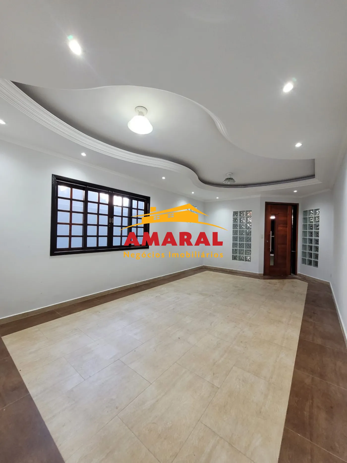 Comprar Casas / Sobrado em Suzano R$ 650.000,00 - Foto 4