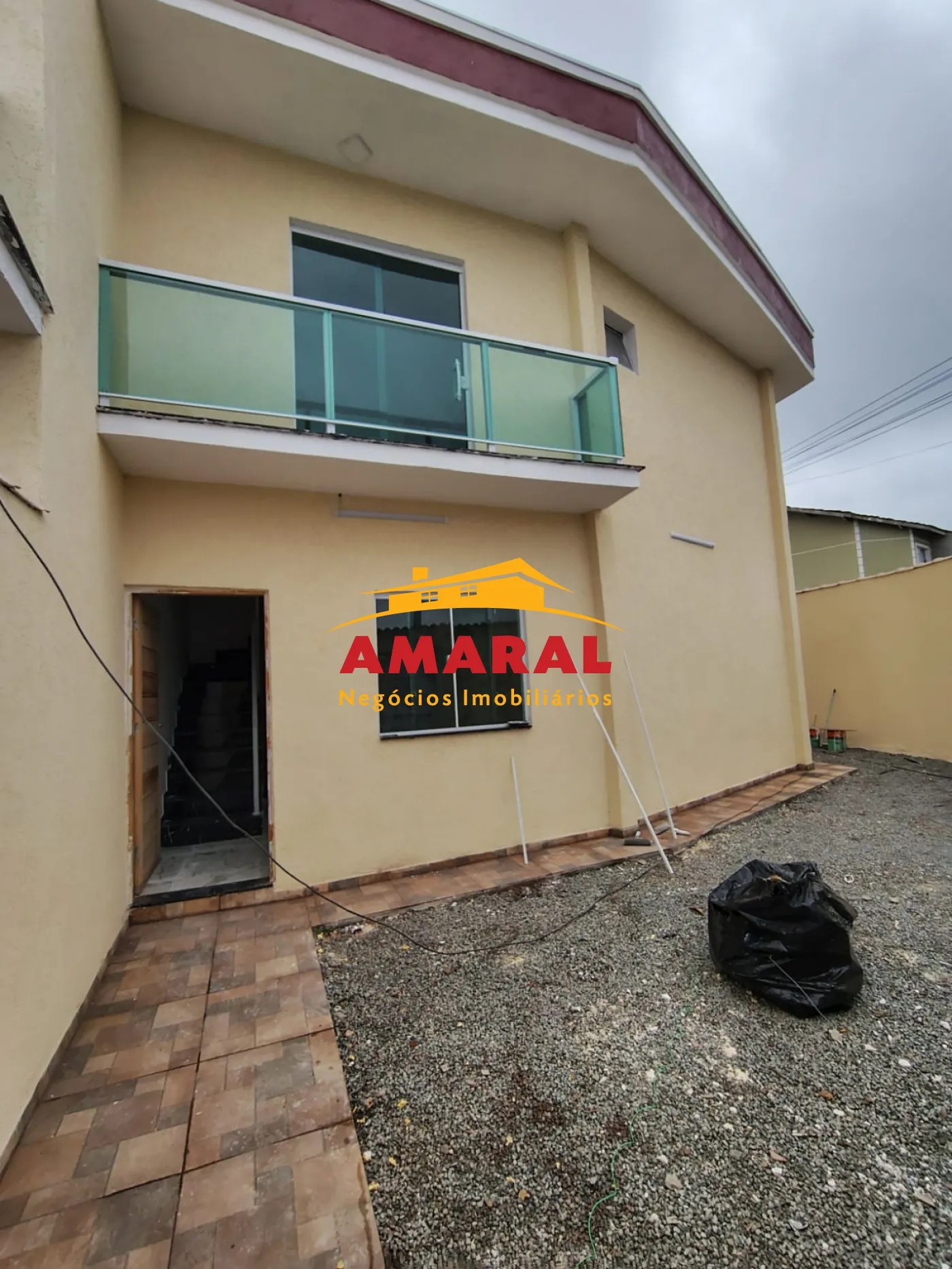 Comprar Casas / Sobrado em Itaquaquecetuba R$ 380.000,00 - Foto 1