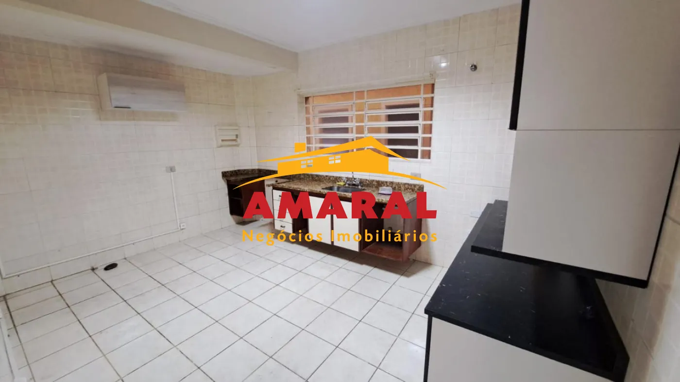 Comprar Casas / Sobrado em Suzano R$ 750.000,00 - Foto 4