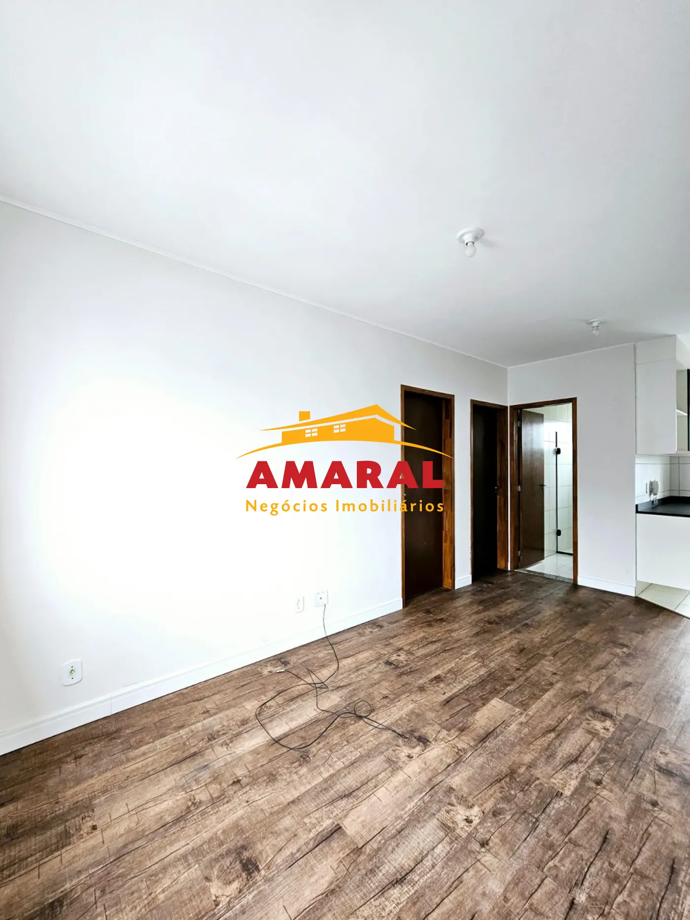 Comprar Apartamentos / Padrão em Suzano R$ 200.000,00 - Foto 1