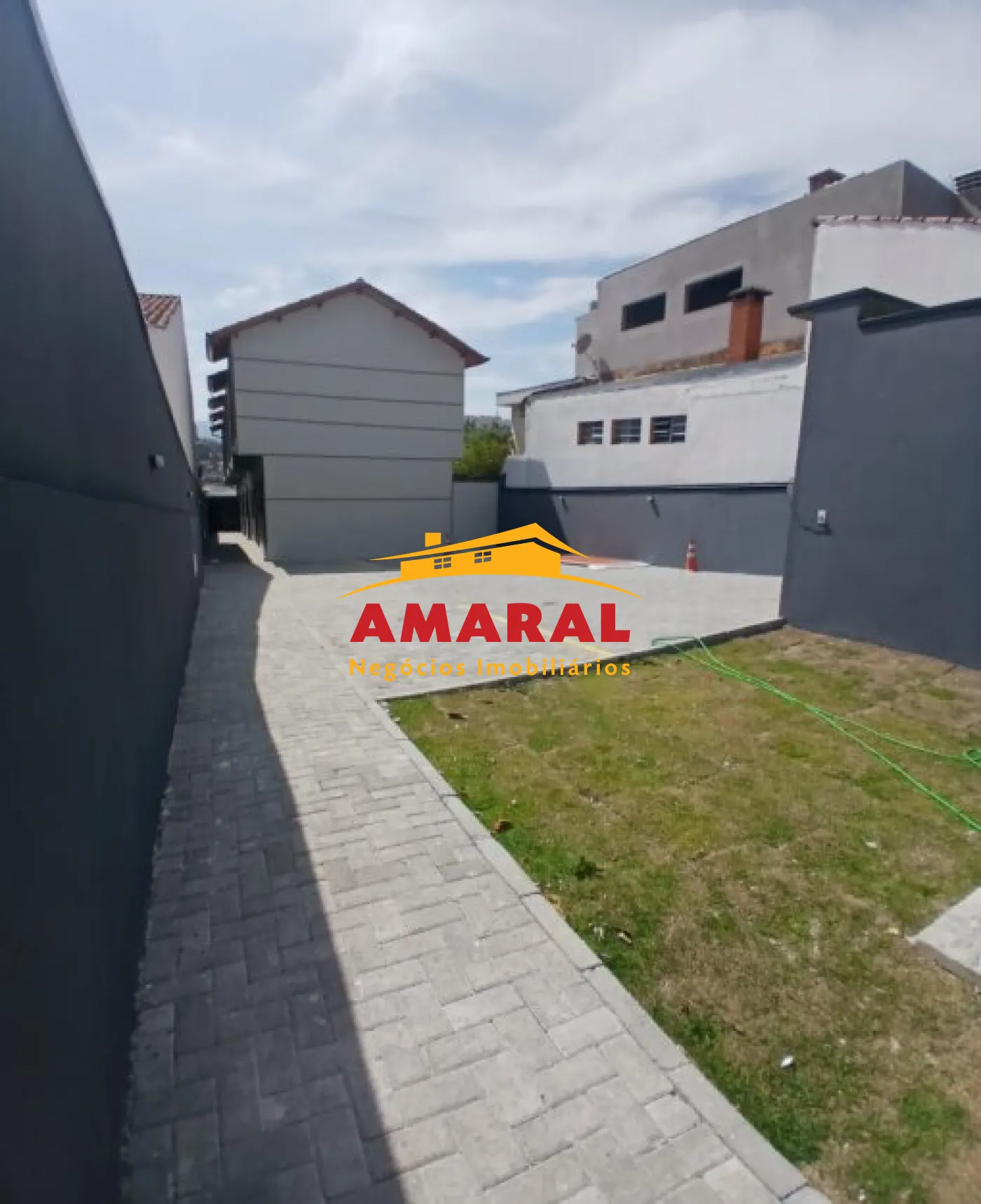 Comprar Casas / Sobrado em Mogi das Cruzes R$ 350.000,00 - Foto 4