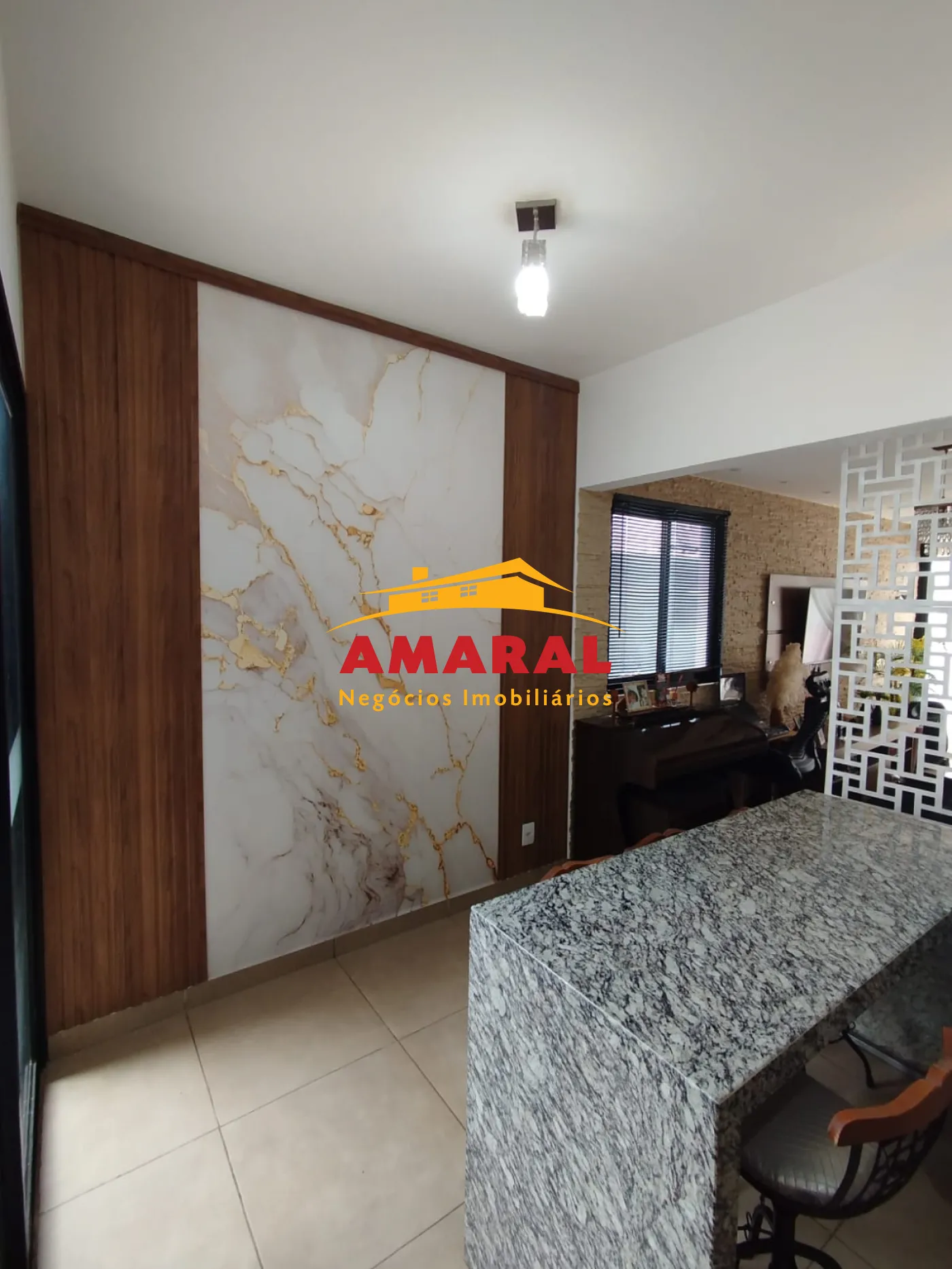 Comprar Casas / Sobrado em Suzano R$ 375.000,00 - Foto 2
