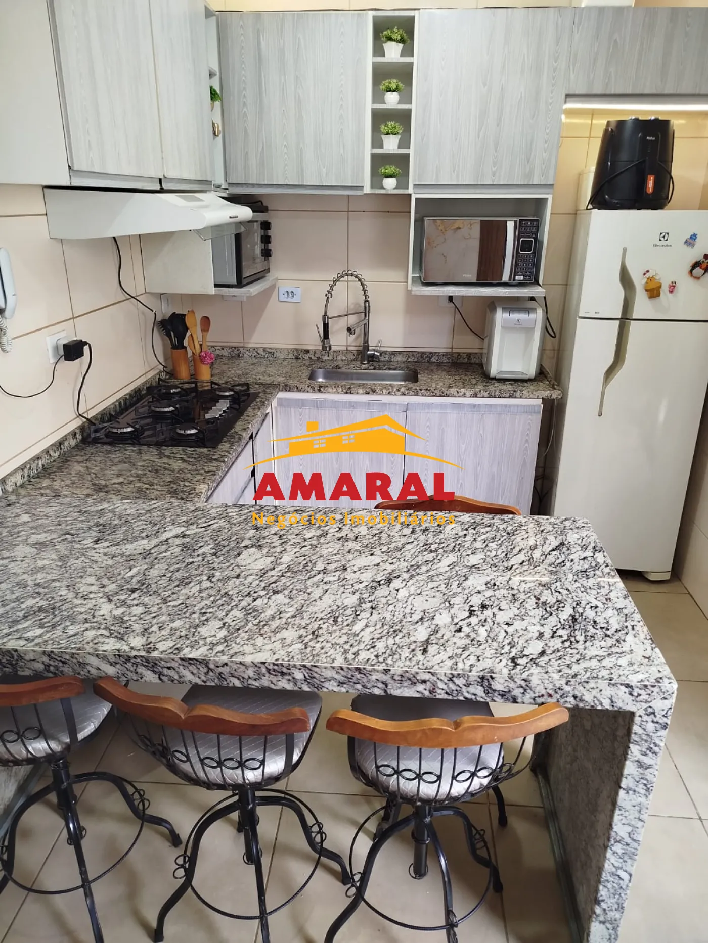 Comprar Casas / Sobrado em Suzano R$ 375.000,00 - Foto 4