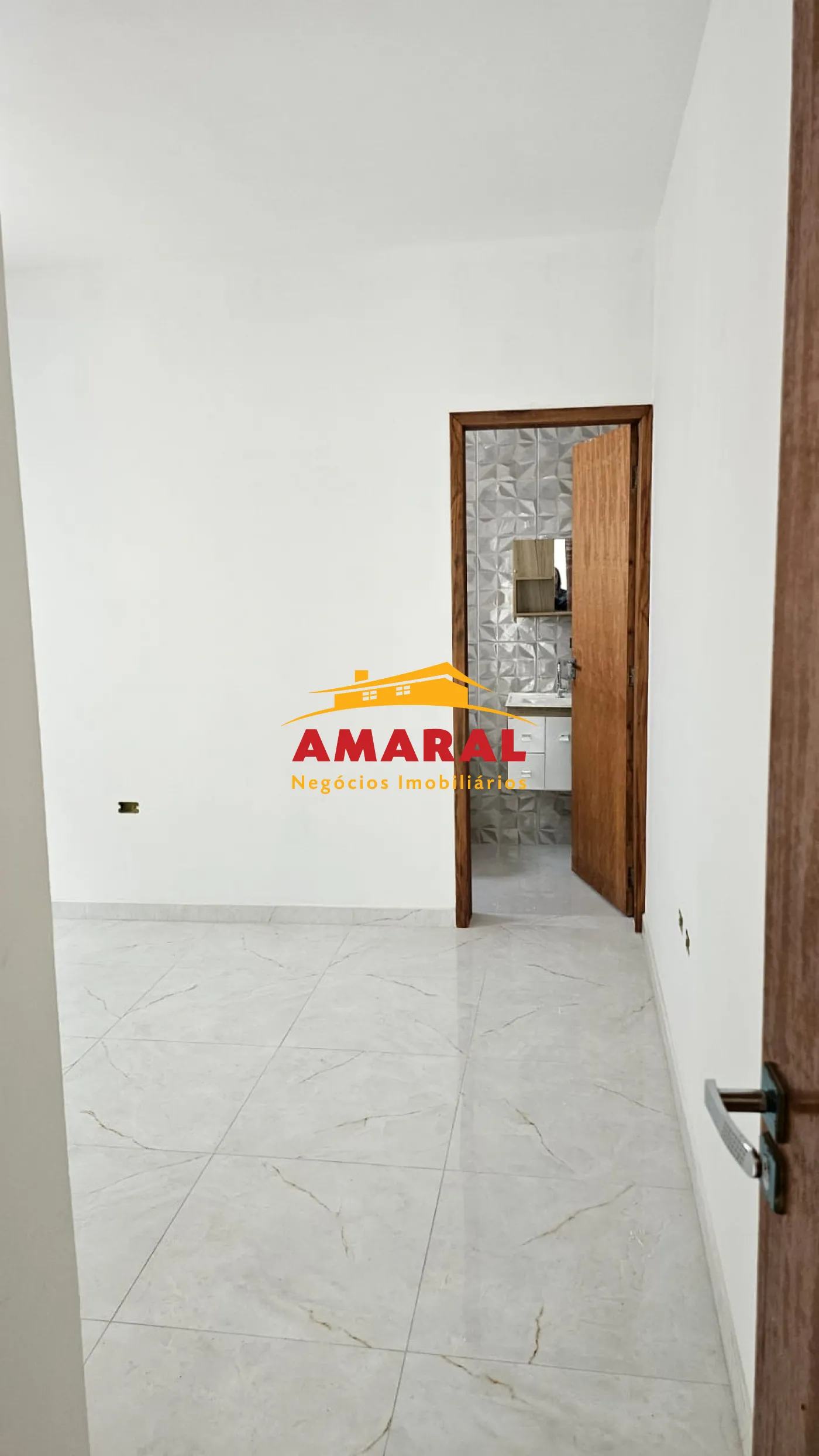 Alugar Apartamentos / Kitchnet em Suzano R$ 1.200,00 - Foto 2