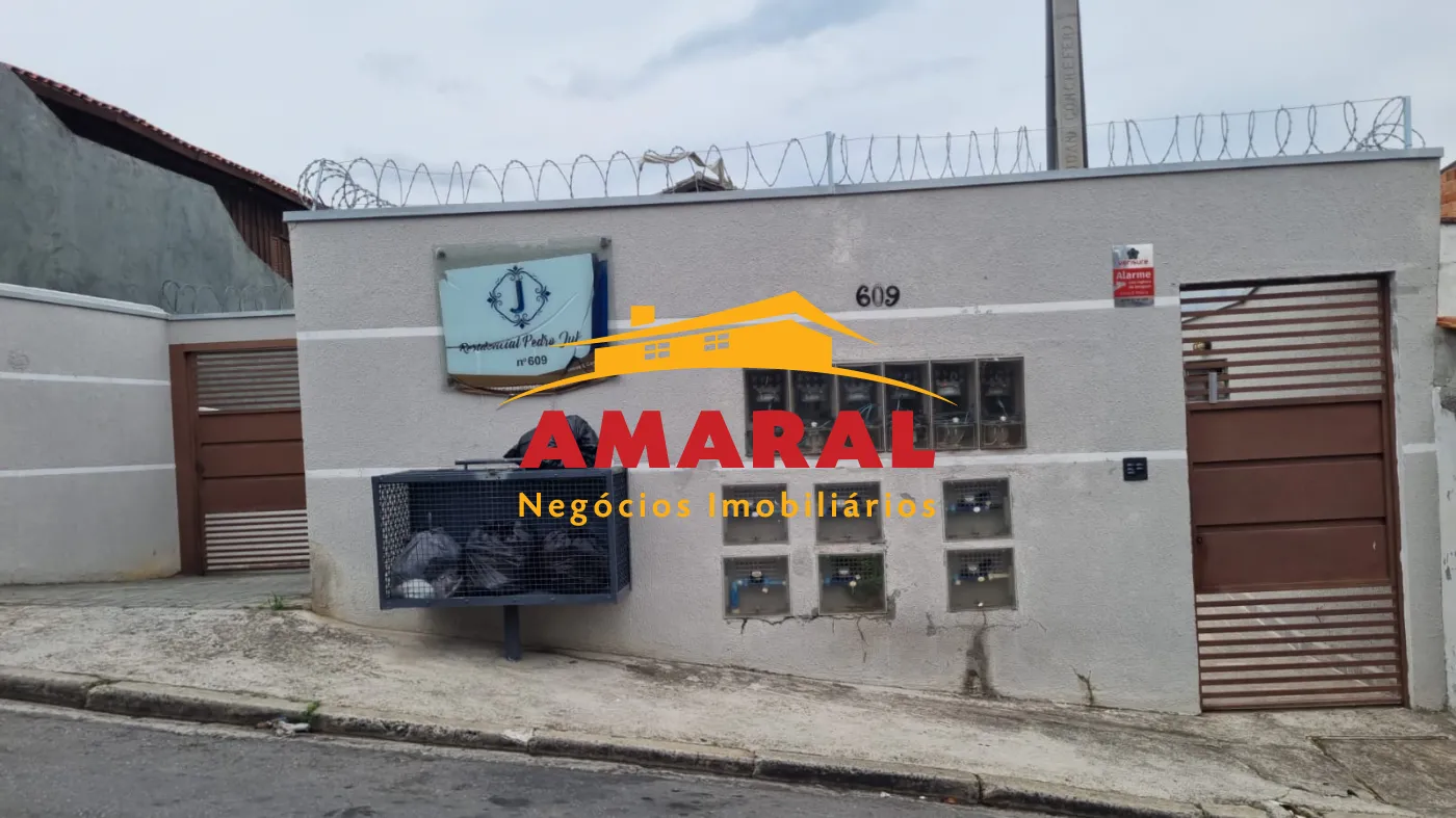 Comprar Casas / Assobradada em Mogi das Cruzes R$ 395.000,00 - Foto 1