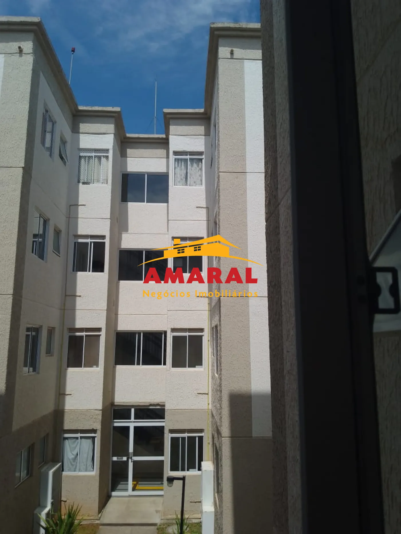 Alugar Apartamentos / Padr&atilde;o em Suzano R$ 800,00 - Foto 2