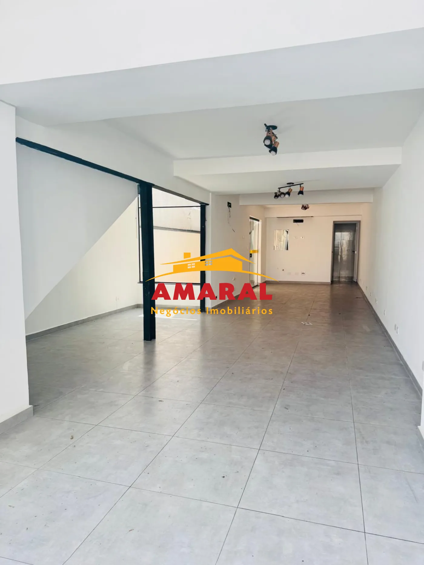 Alugar Sal&otilde;es / Sal&atilde;o em Suzano R$ 3.500,00 - Foto 3