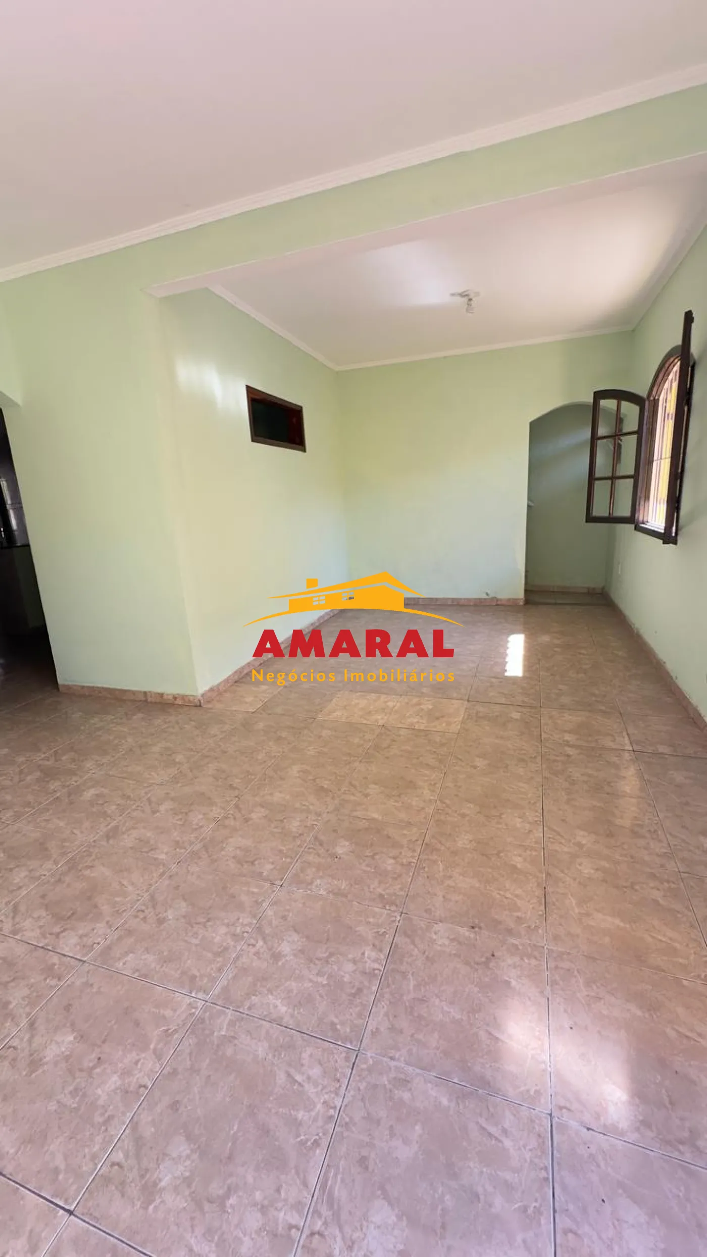 Comprar Casas / Sobrado em Suzano R$ 400.000,00 - Foto 4