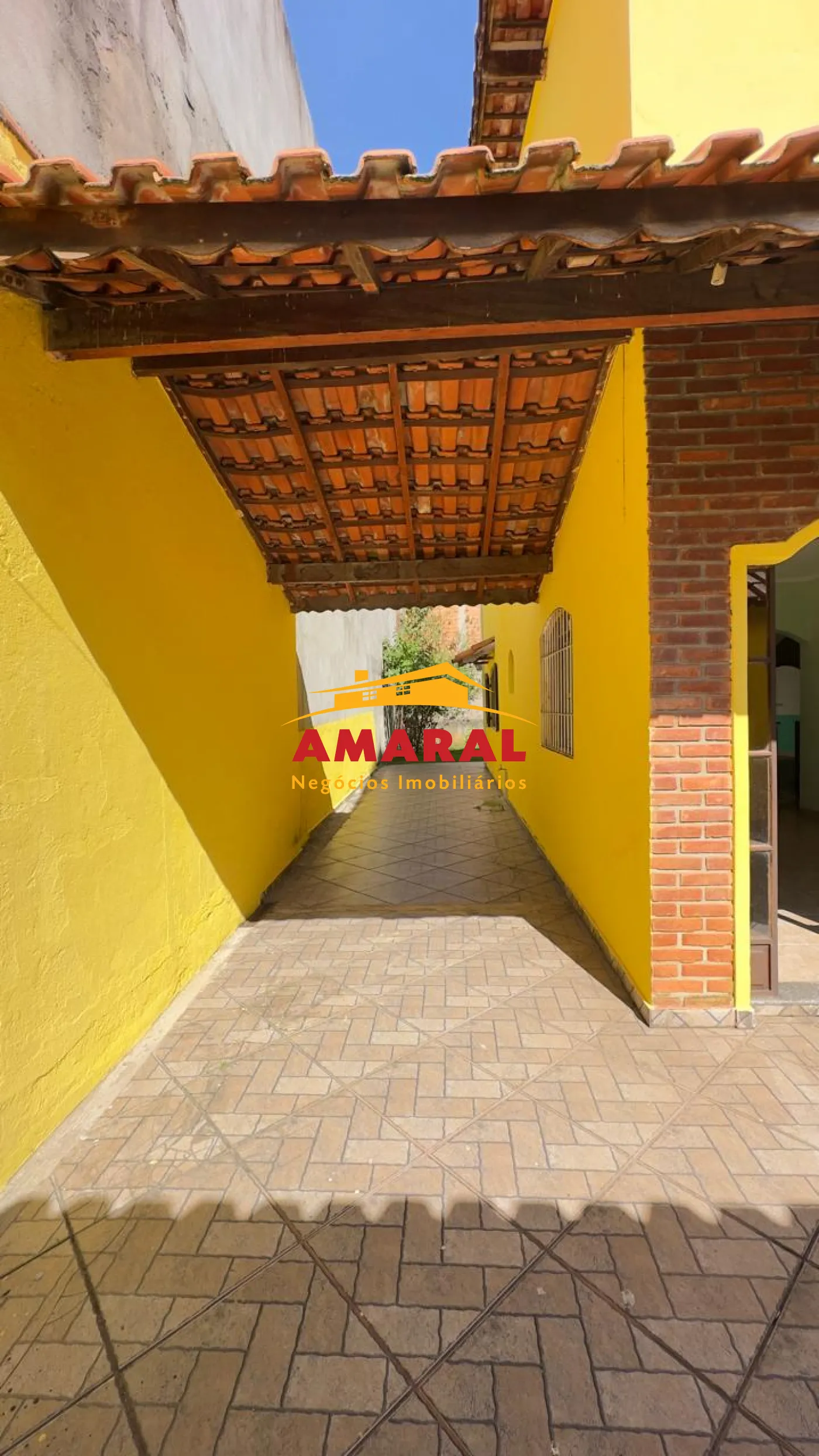 Comprar Casas / Sobrado em Suzano R$ 400.000,00 - Foto 3