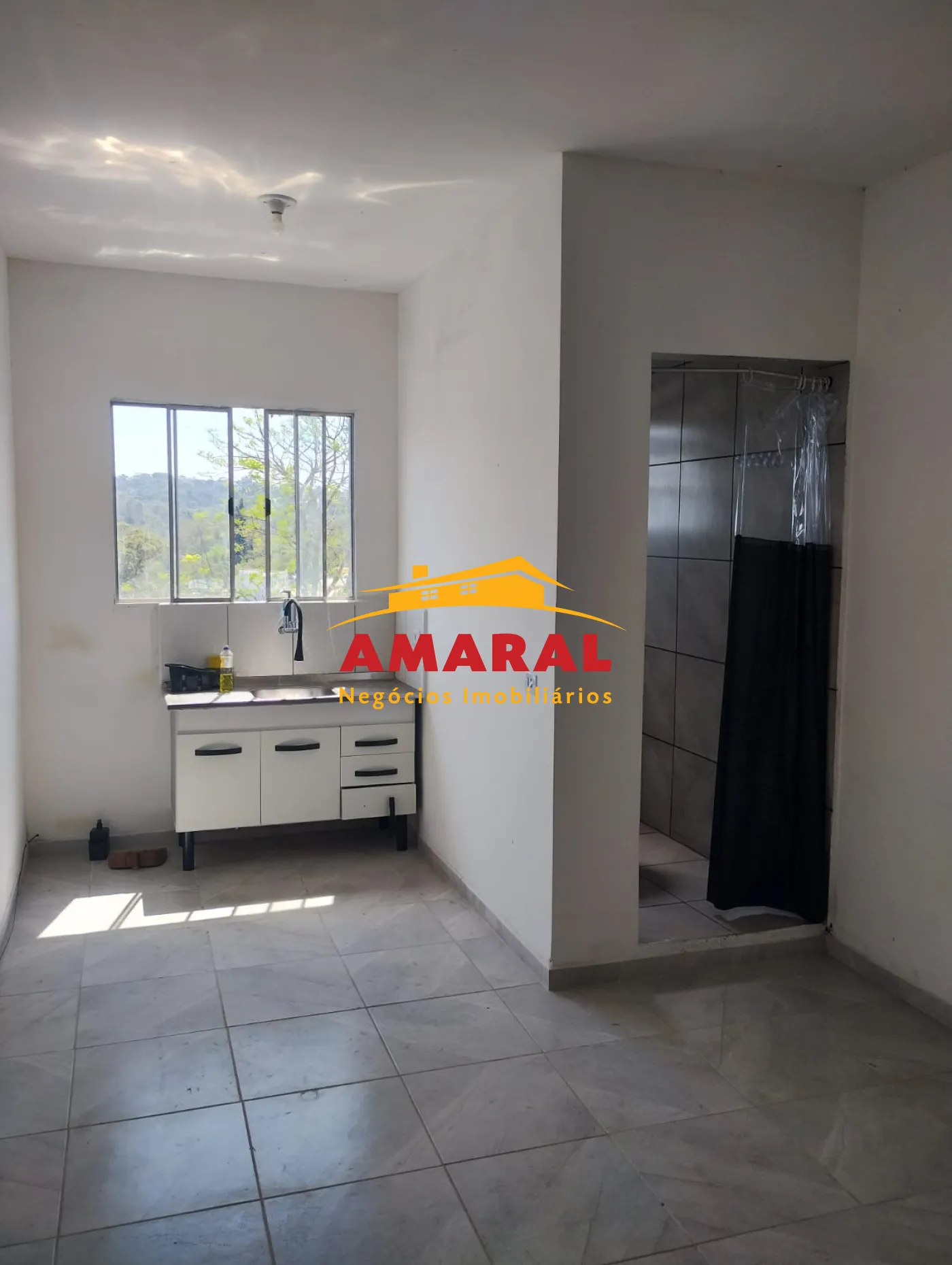 Alugar Apartamentos / Kitchnet em Suzano R$ 950,00 - Foto 1