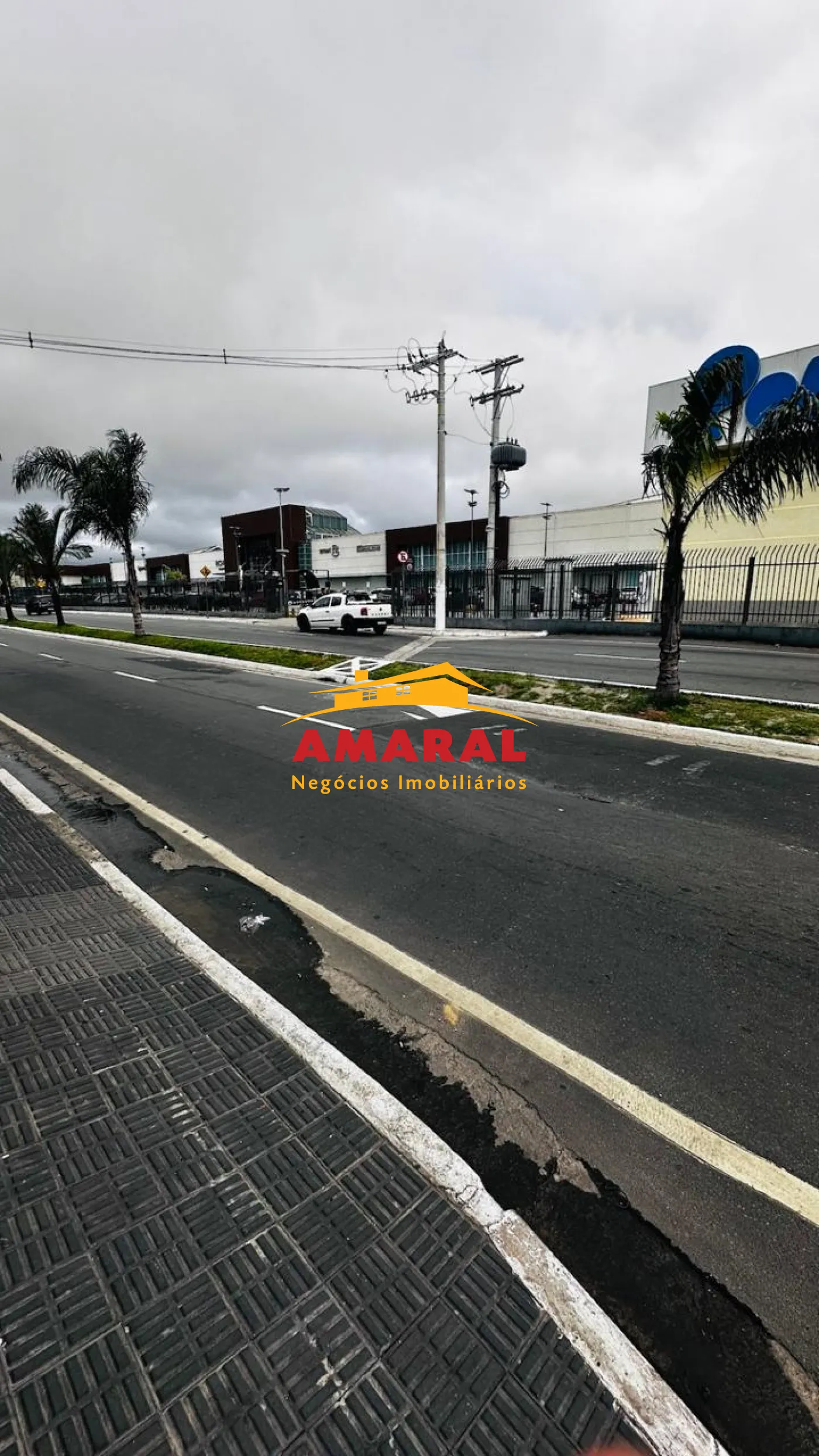 Alugar Sal&otilde;es / Sal&atilde;o em Suzano R$ 3.500,00 - Foto 25