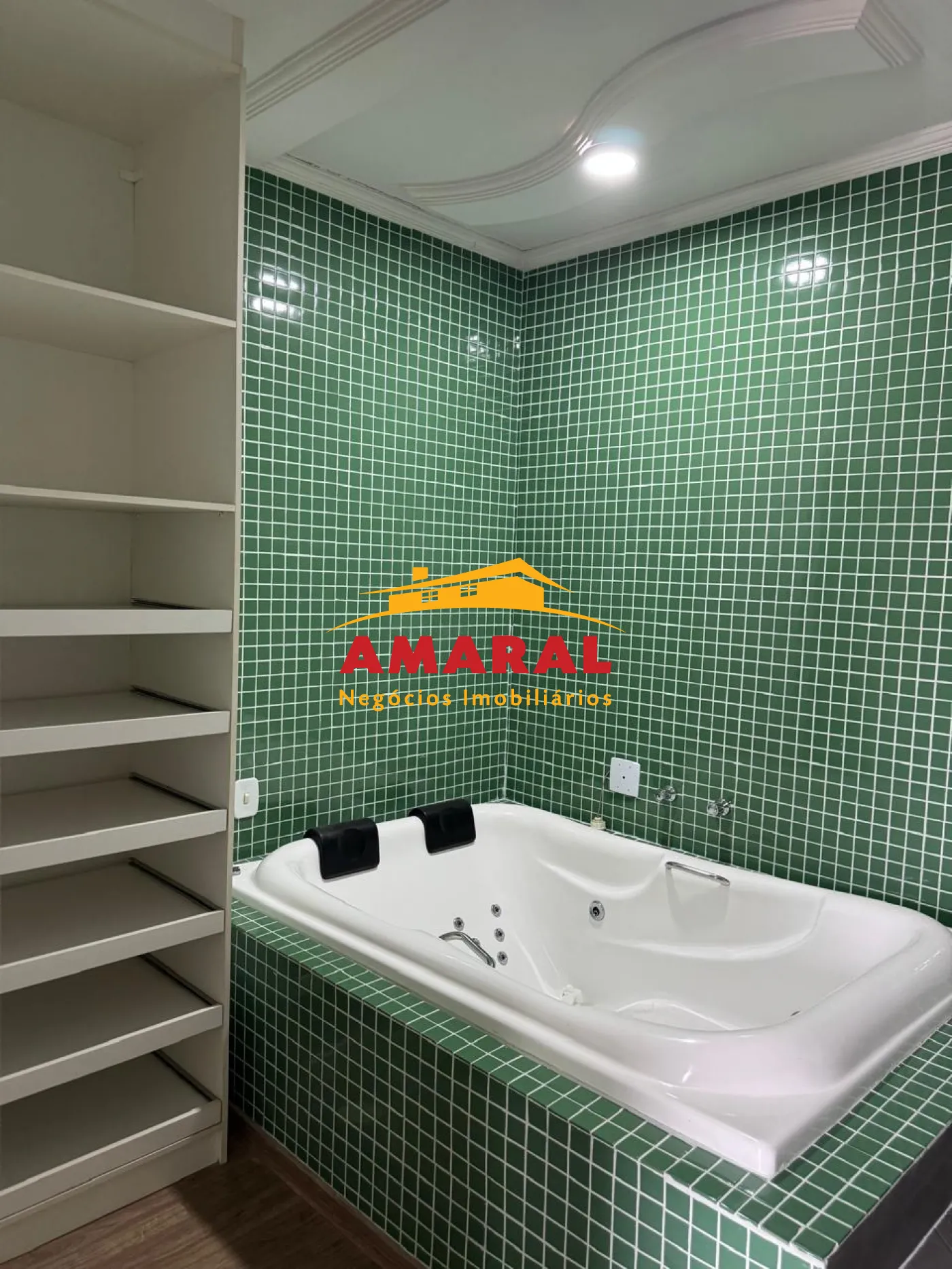 Comprar Casas / Sobrado em Po&aacute; R$ 580.000,00 - Foto 3