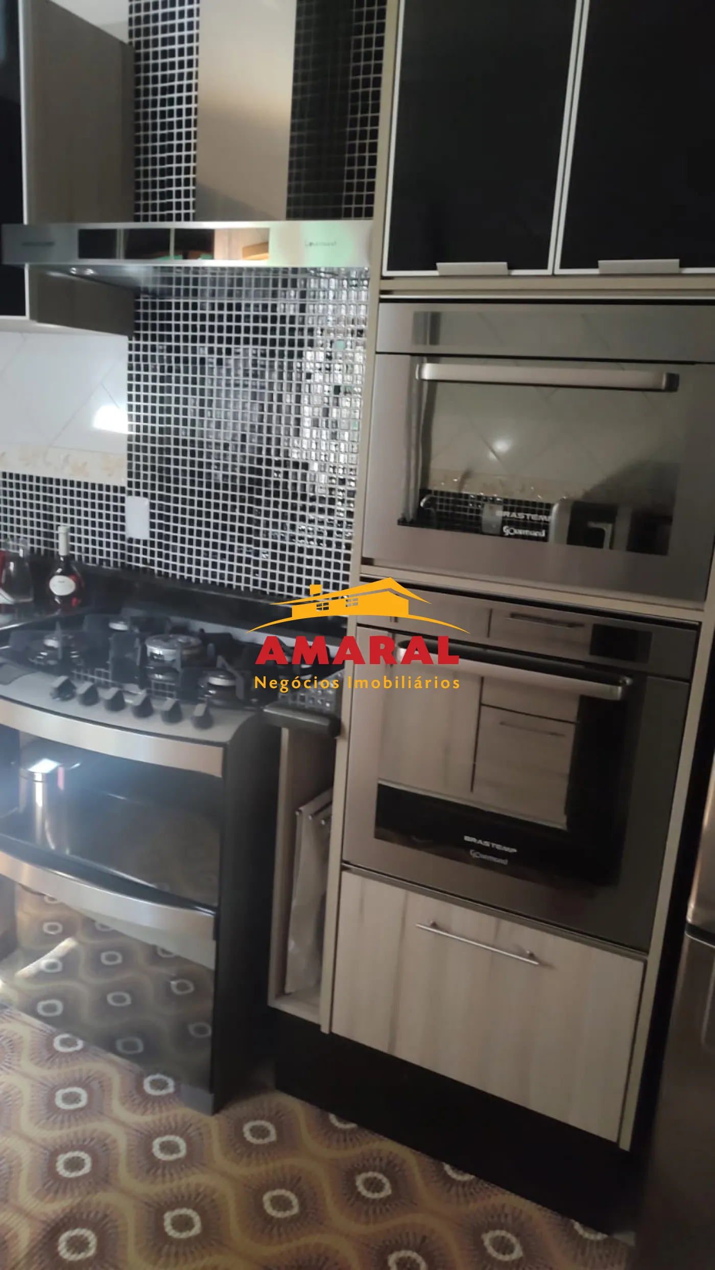 Alugar Casas / Sobrado em Suzano R$ 8.000,00 - Foto 2