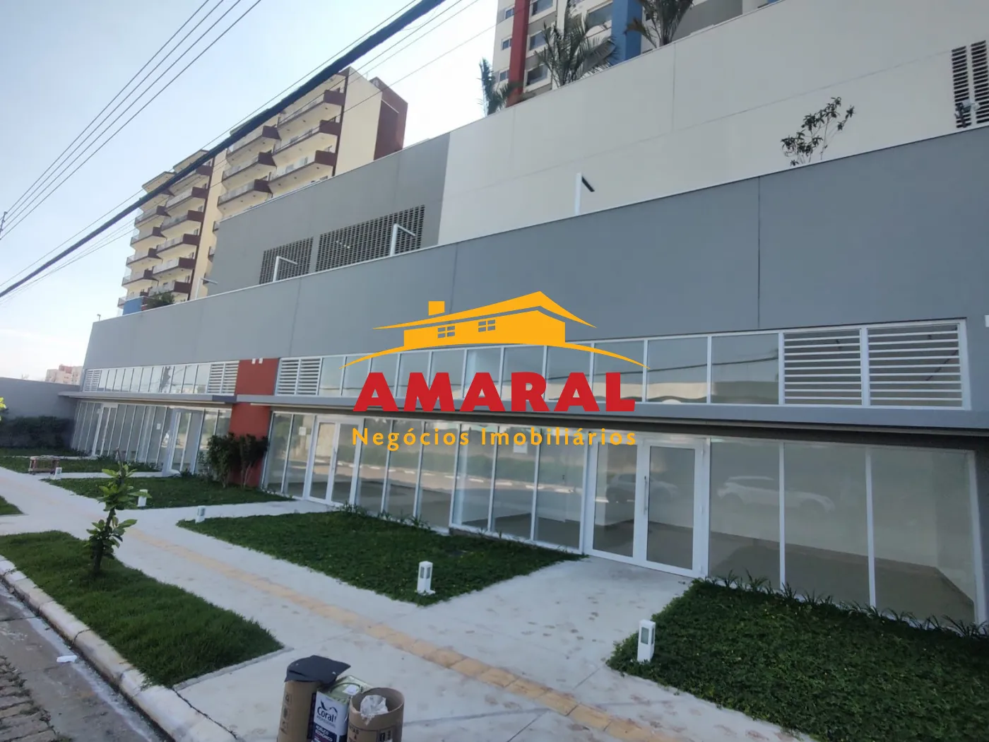 Alugar Sal&otilde;es / Sal&atilde;o em Suzano R$ 3.000,00 - Foto 2