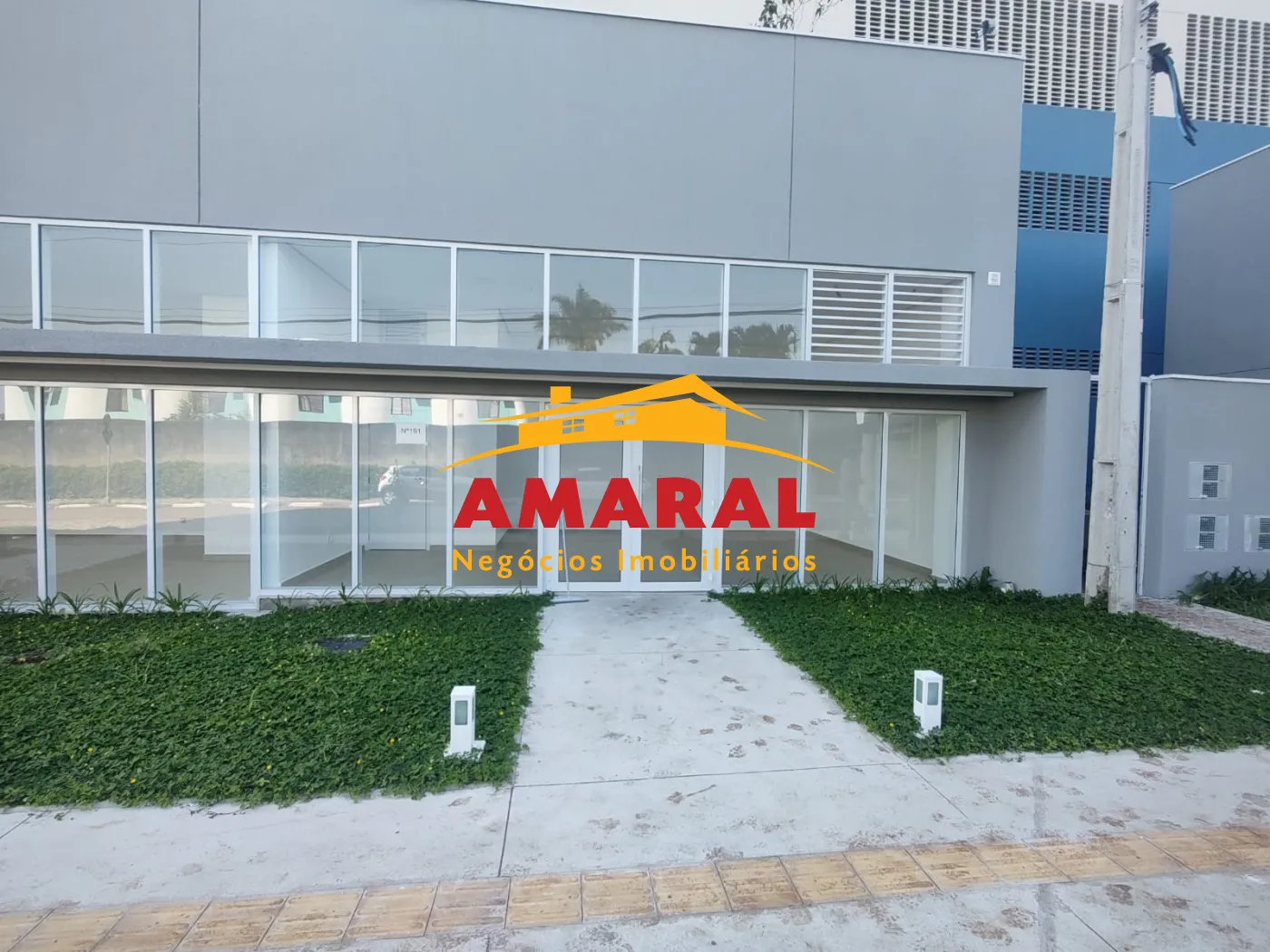 Alugar Sal&otilde;es / Sal&atilde;o em Suzano R$ 3.000,00 - Foto 4