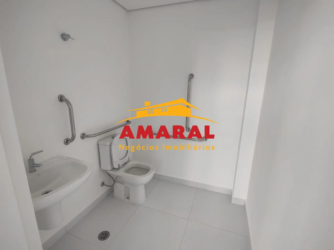 Alugar Sal&otilde;es / Sal&atilde;o em Suzano R$ 3.000,00 - Foto 10