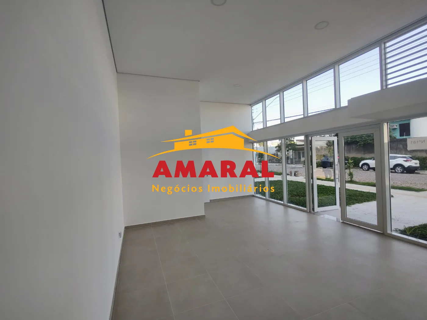 Alugar Sal&otilde;es / Sal&atilde;o em Suzano R$ 3.000,00 - Foto 9