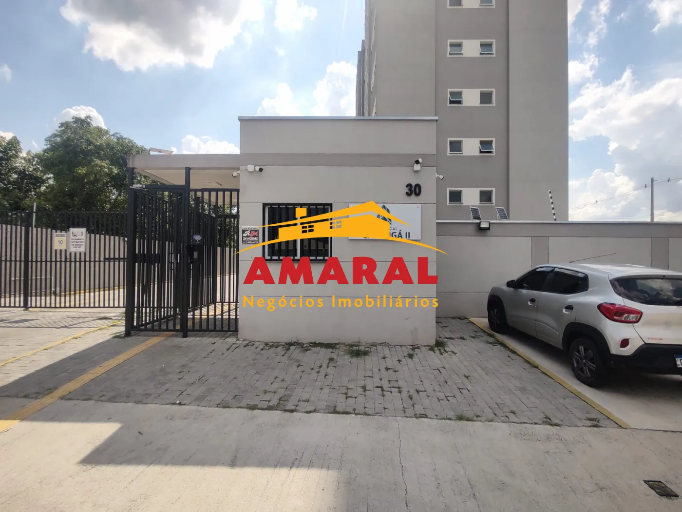 Comprar Apartamentos / Padr&atilde;o em Suzano R$ 300.000,00 - Foto 1