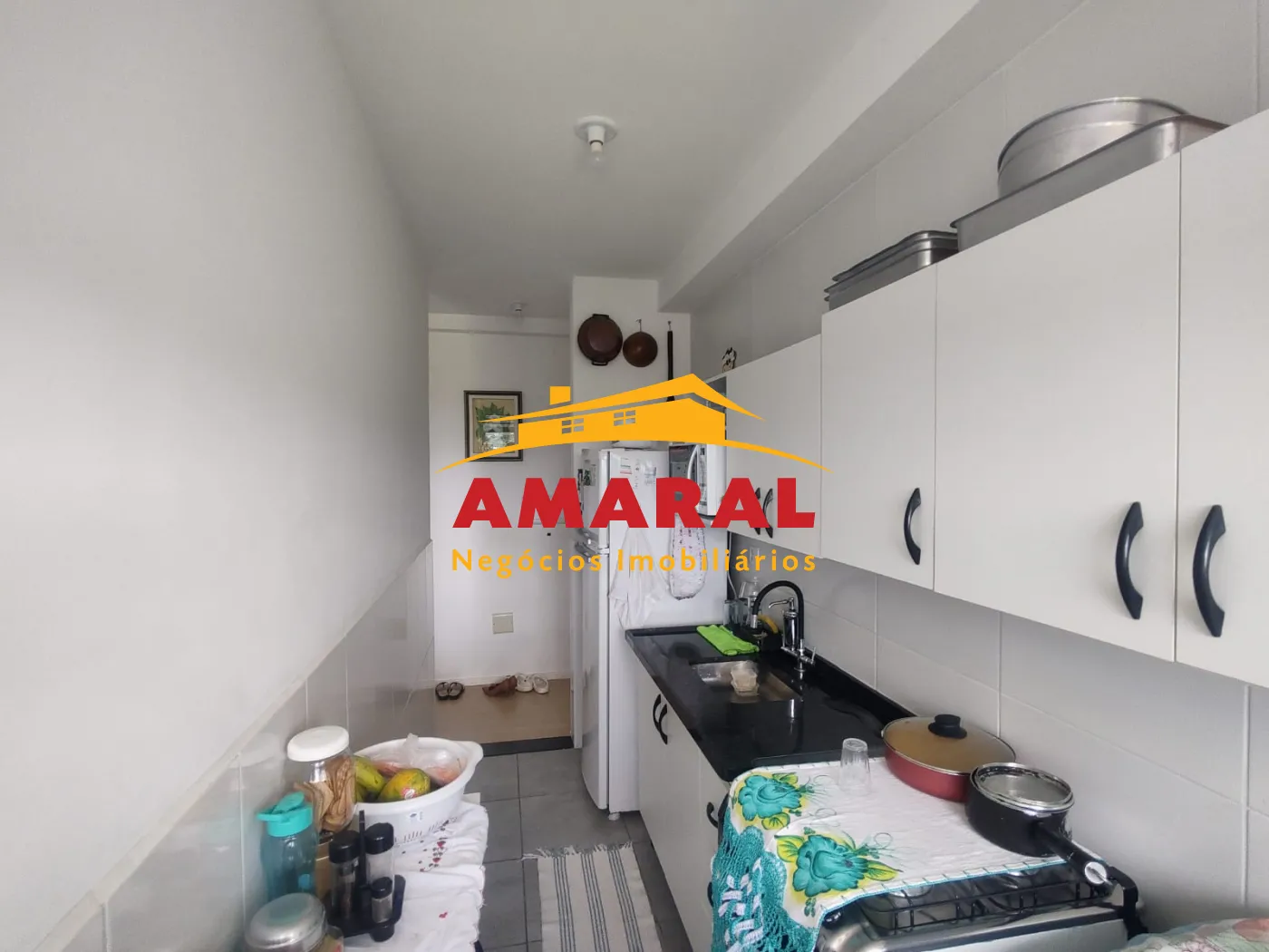 Comprar Apartamentos / Padr&atilde;o em Suzano R$ 300.000,00 - Foto 4