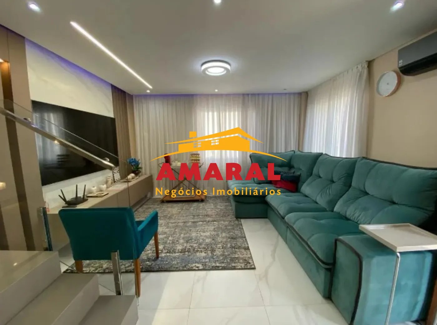 Comprar Casas / Sobrado em Suzano R$ 850.000,00 - Foto 1