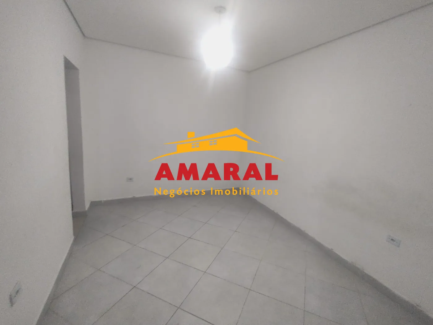 Alugar Casas / Assobradada em Suzano R$ 950,00 - Foto 9