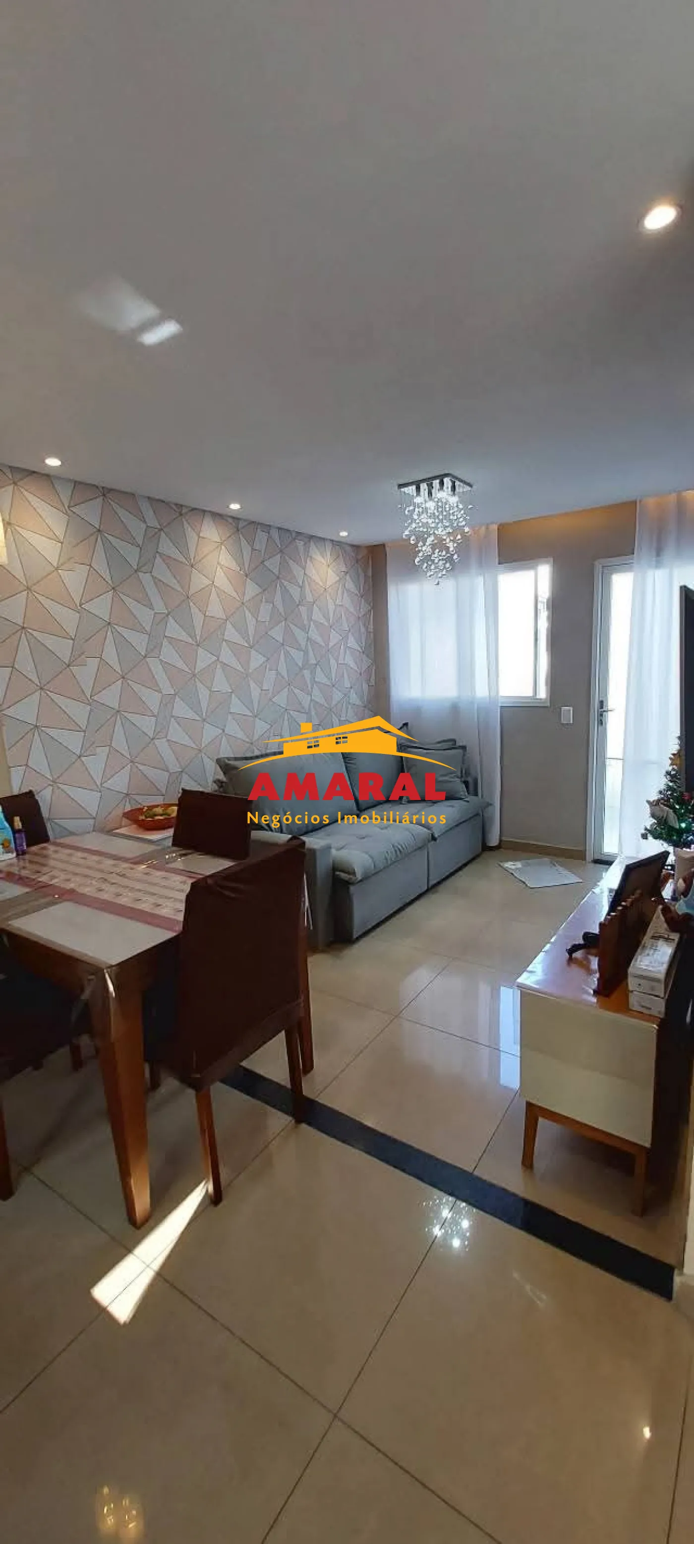 Comprar Casas / Condom&iacute;nio em Suzano R$ 450.000,00 - Foto 2