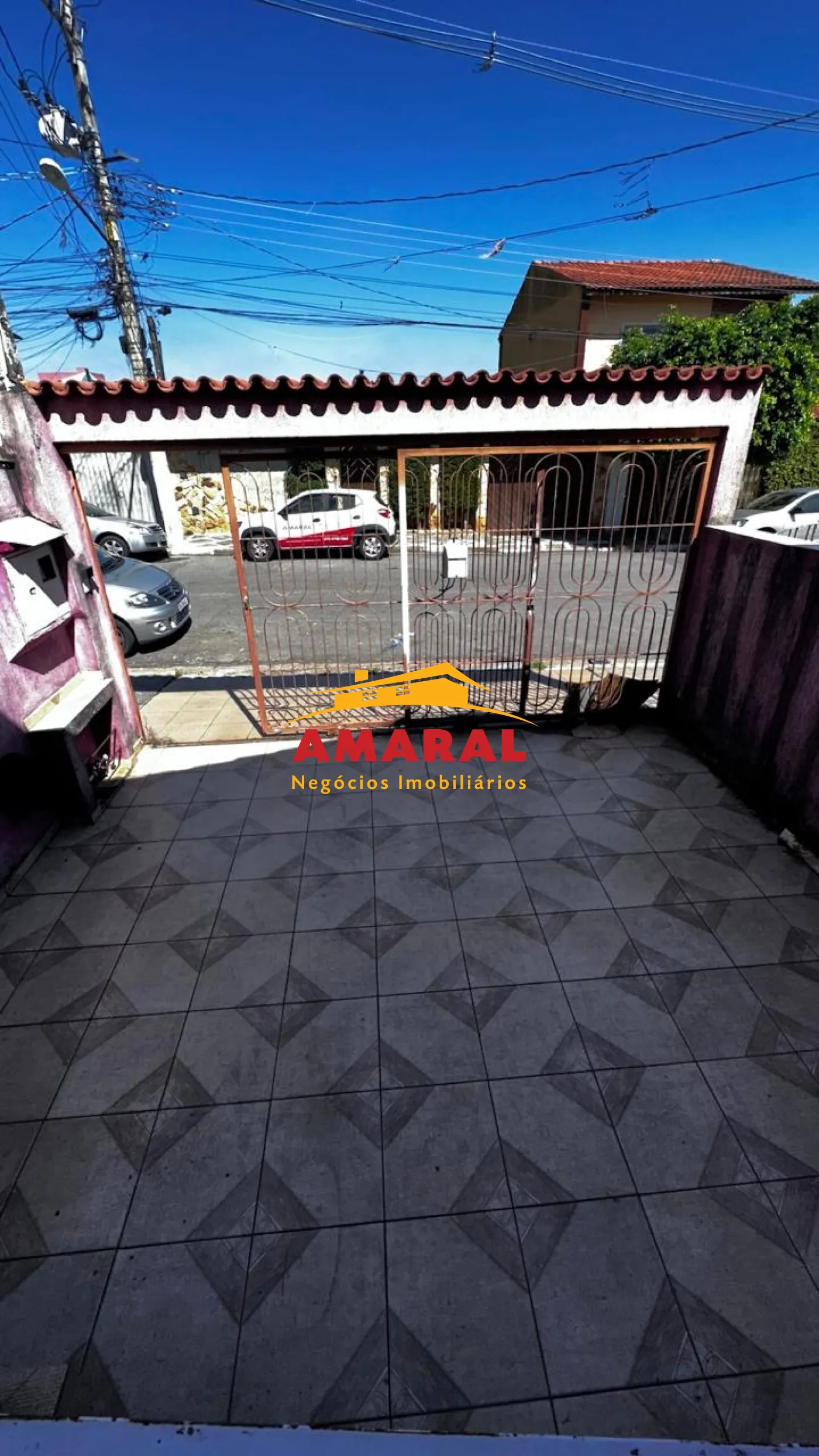 Alugar Casas / T&eacute;rrea em Ferraz de Vasconcelos R$ 1.800,00 - Foto 1