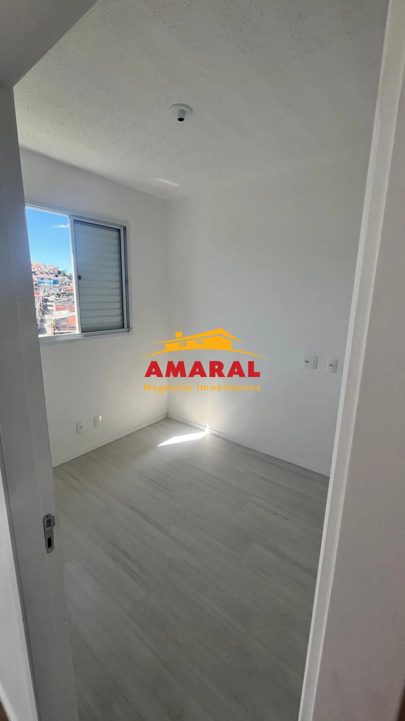 Alugar Apartamentos / Padr&atilde;o em Ferraz de Vasconcelos R$ 1.900,00 - Foto 16