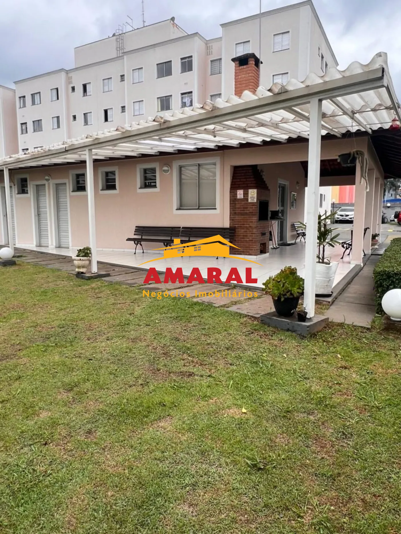 Comprar Apartamentos / Padr&atilde;o em Suzano R$ 255.000,00 - Foto 5