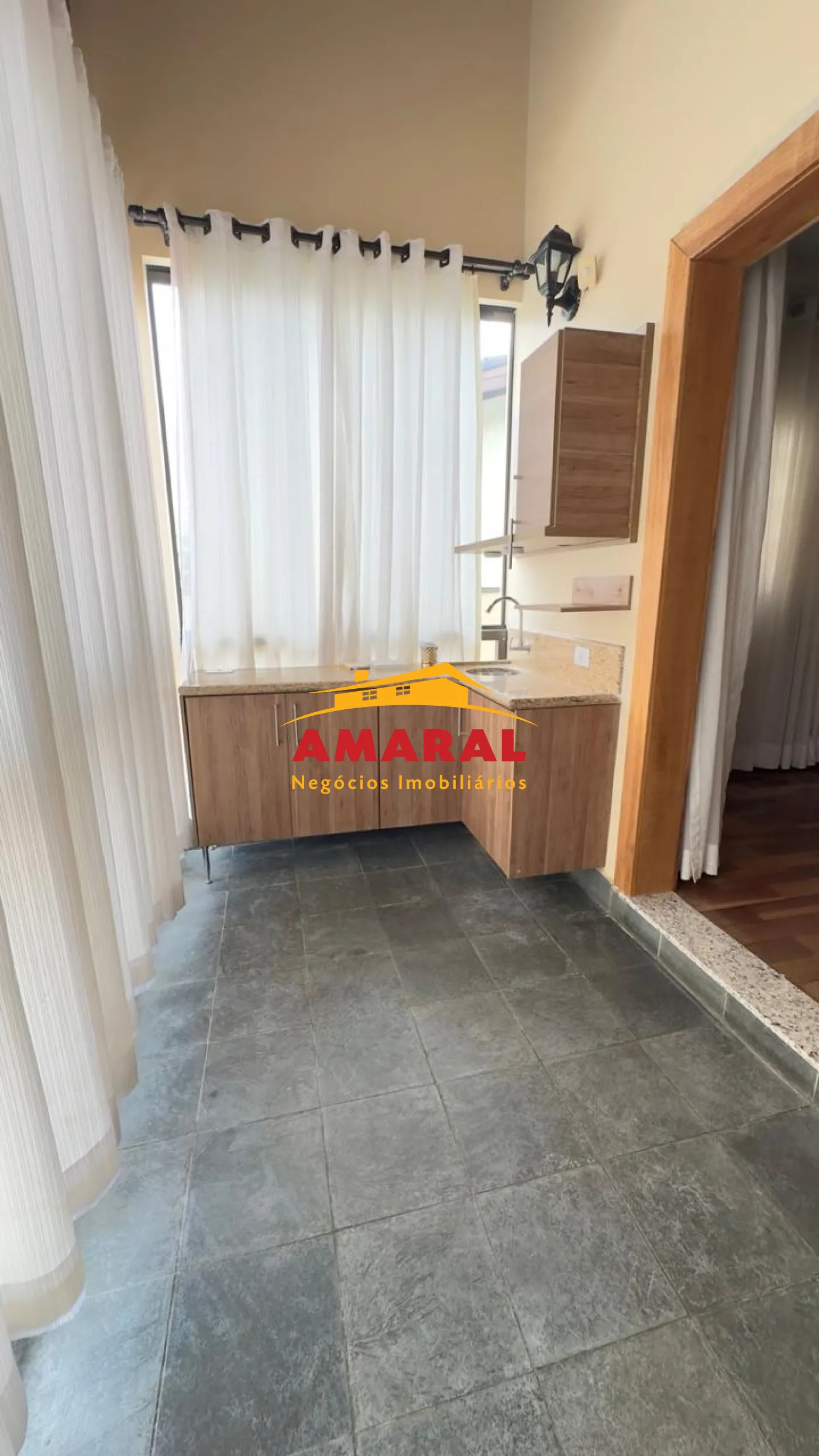 Alugar Casas / Sobrado em Suzano R$ 6.000,00 - Foto 13