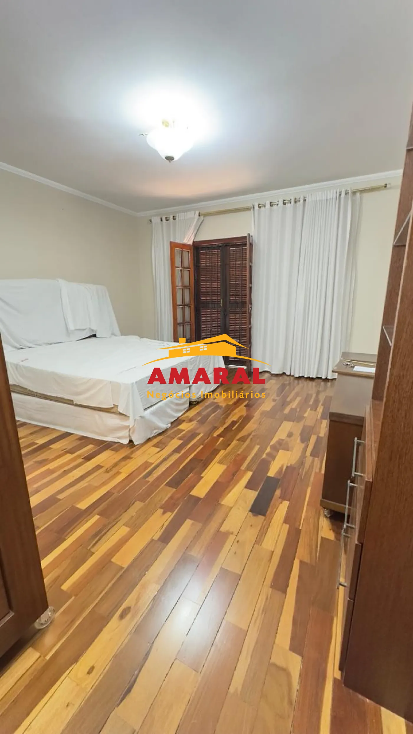 Alugar Casas / Sobrado em Suzano R$ 6.000,00 - Foto 16