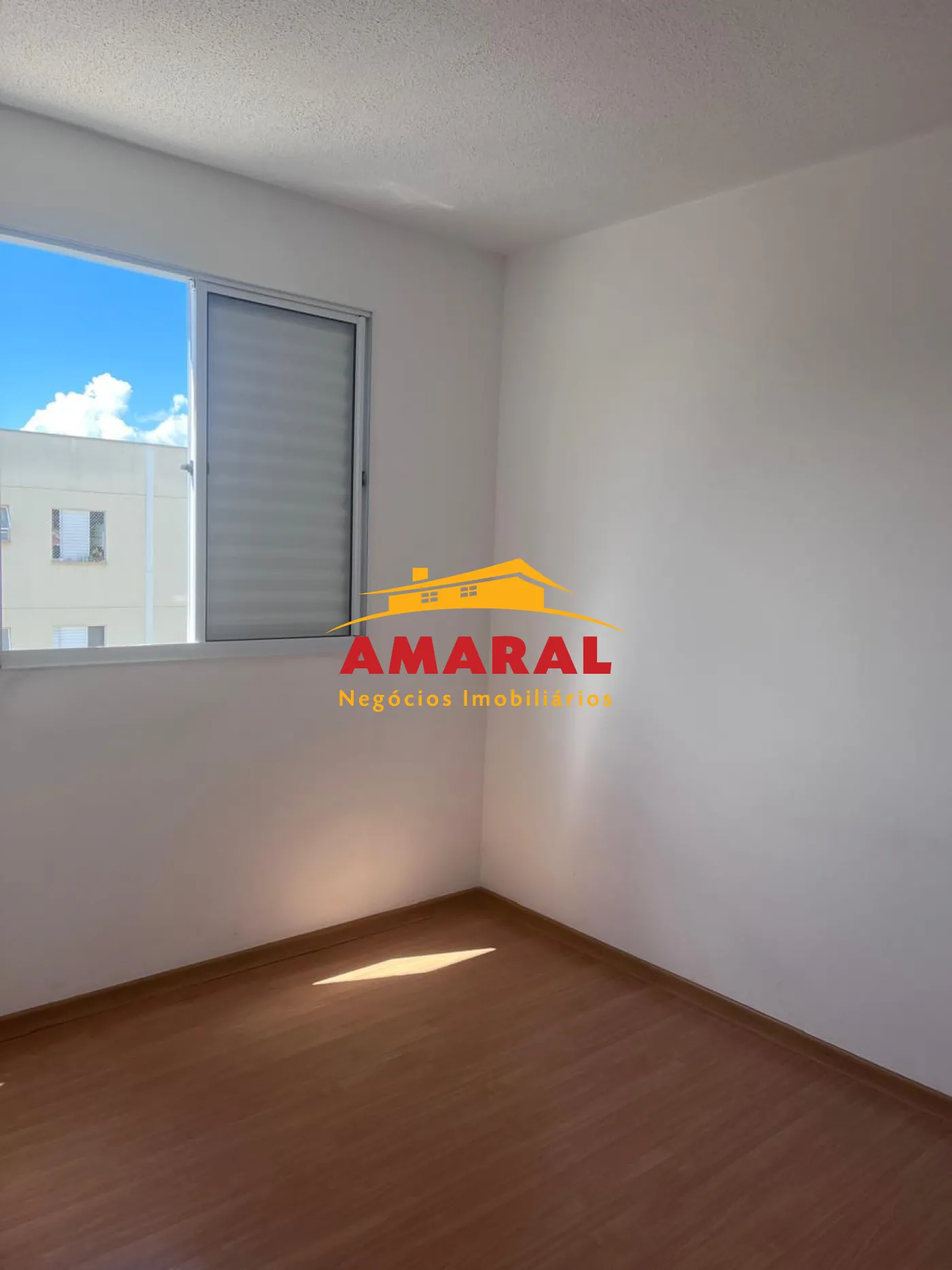 Comprar Apartamentos / Padr&atilde;o em Suzano R$ 215.000,00 - Foto 4